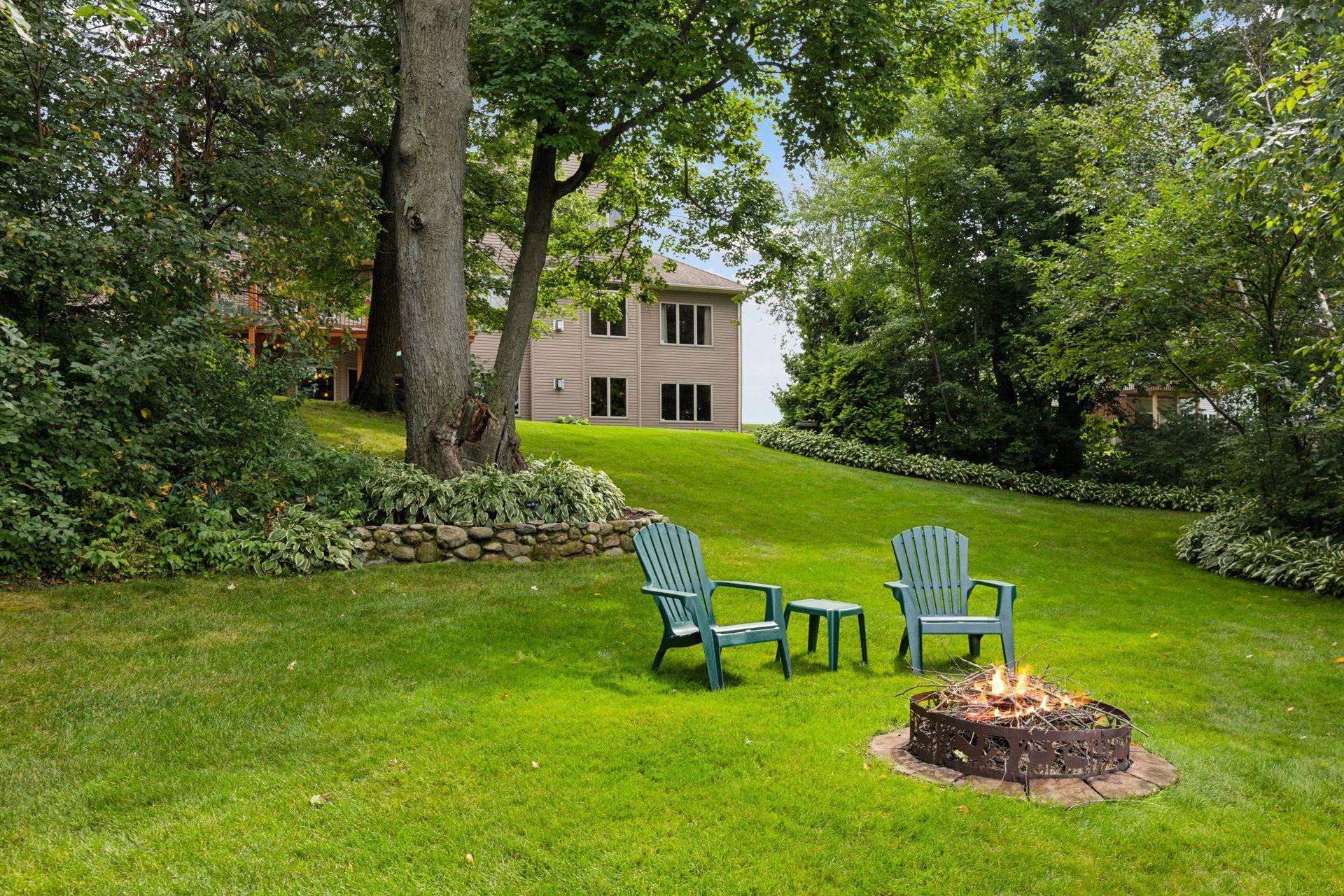 25124 Firefly Avenue