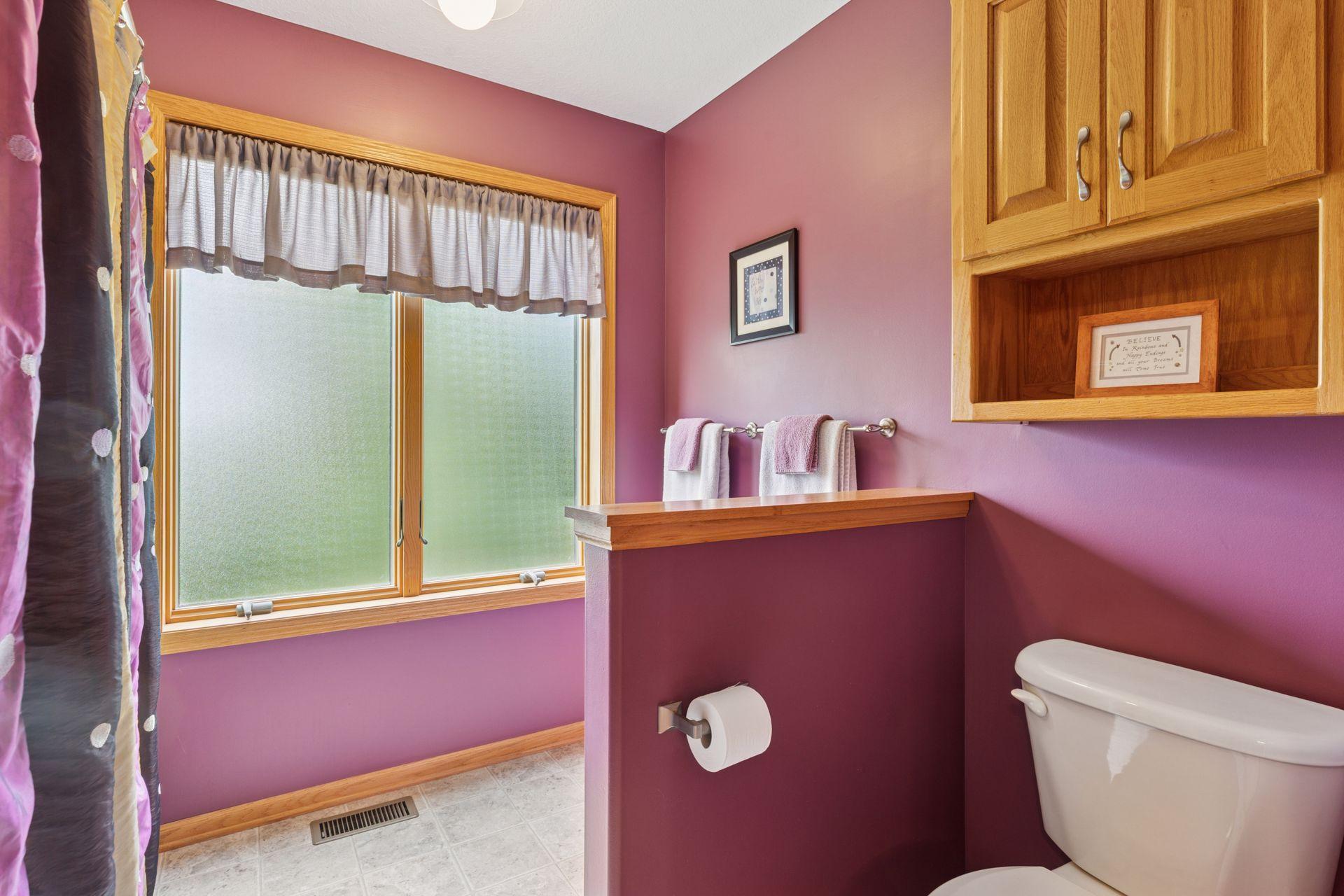 25124 Firefly Avenue