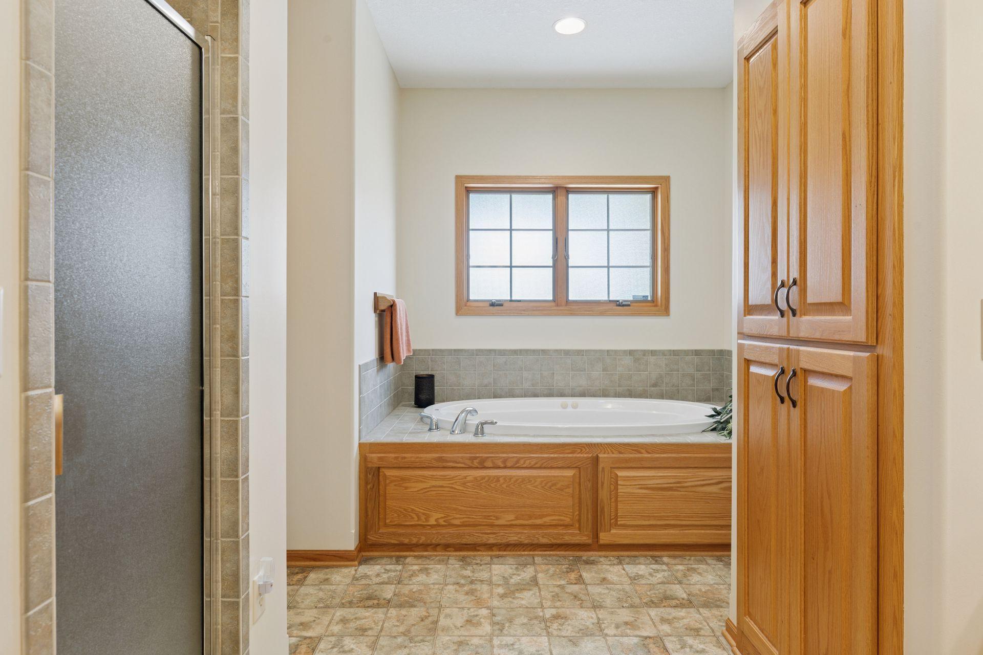 25124 Firefly Avenue