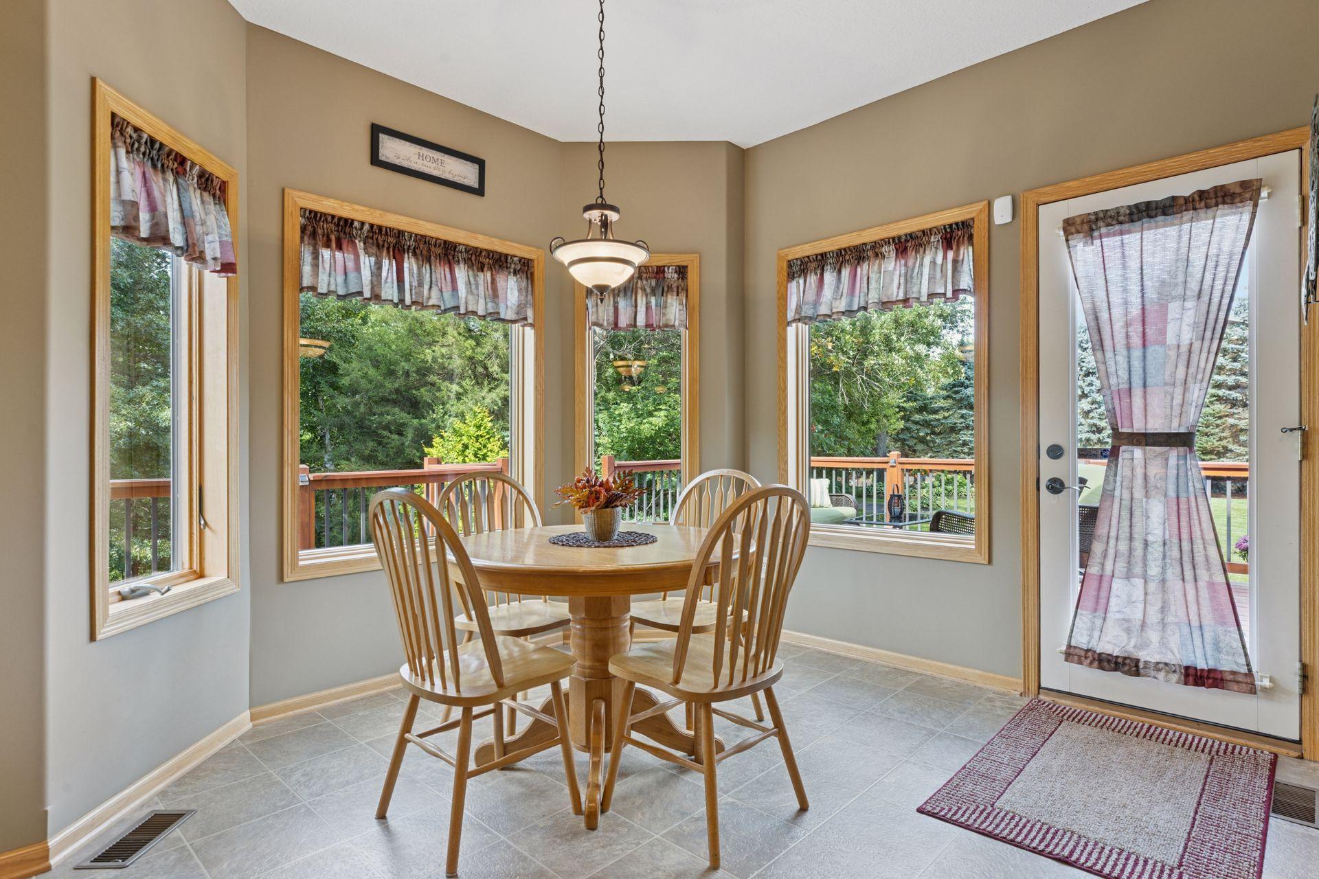 25124 Firefly Avenue