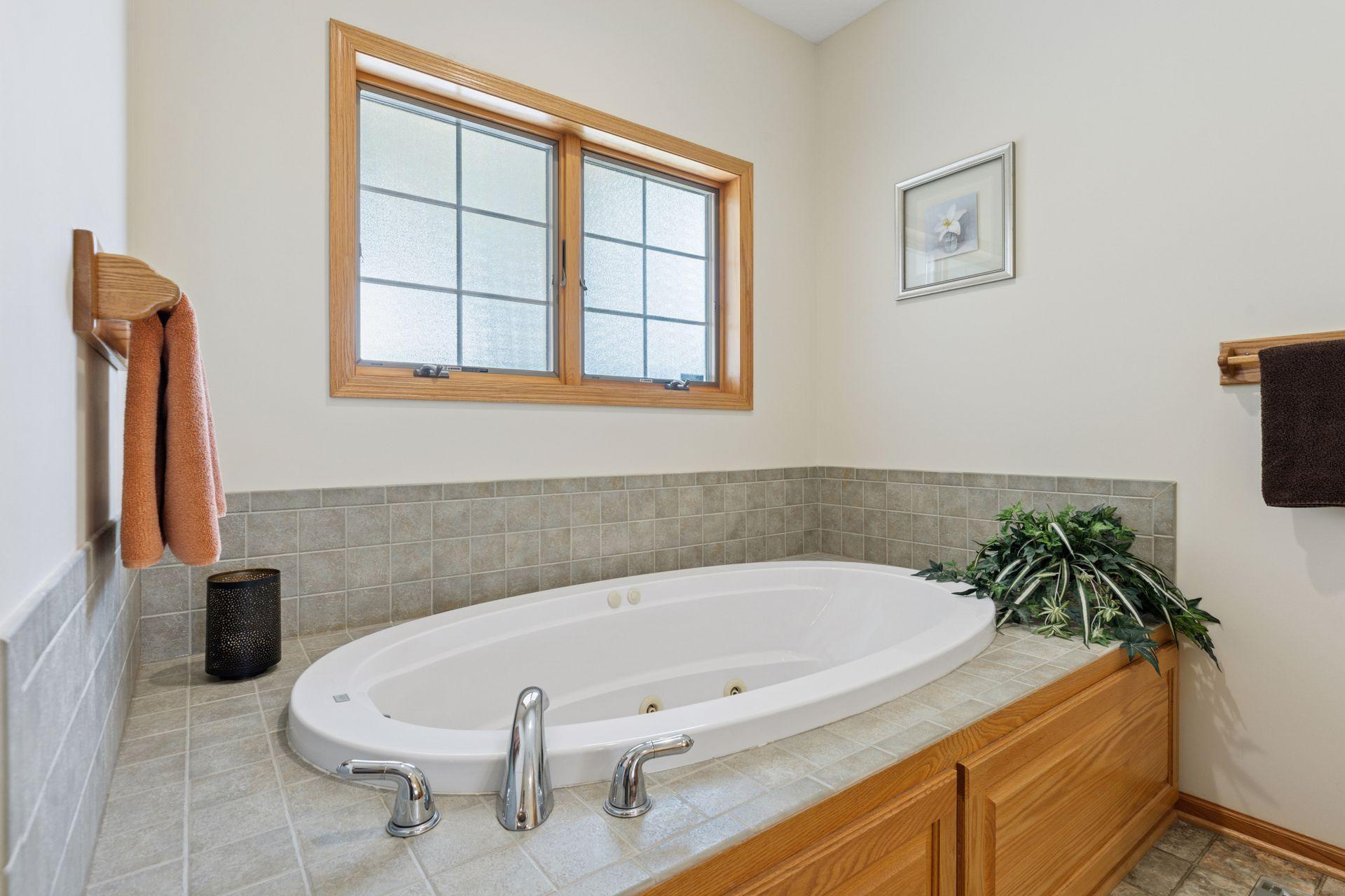 25124 Firefly Avenue