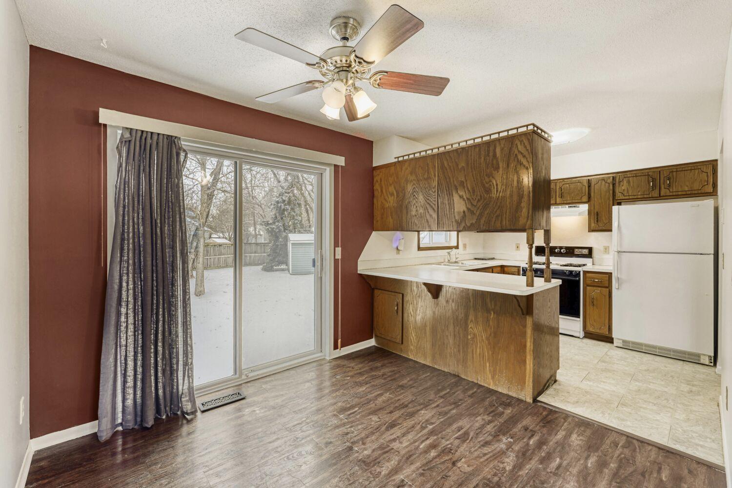 13416 Swallow Street NW