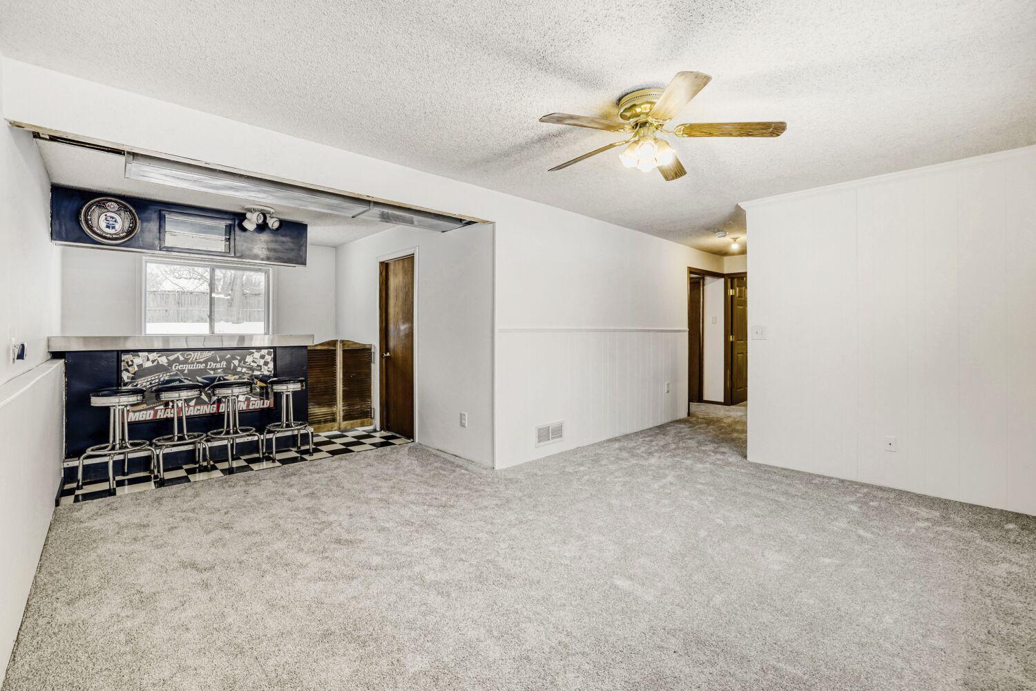 13416 Swallow Street NW