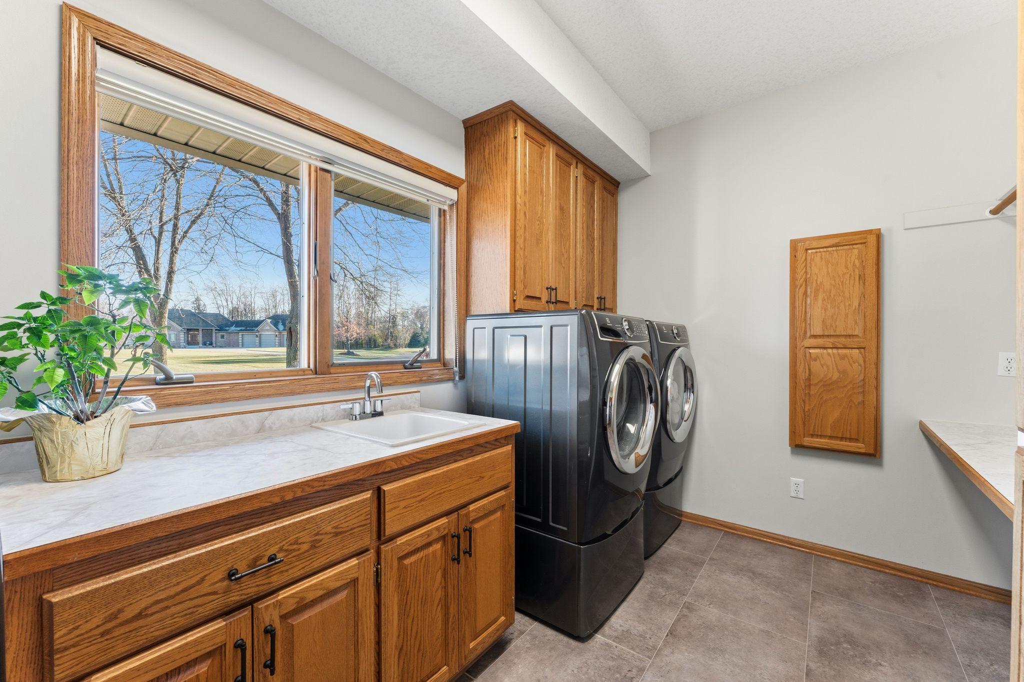 8186 Ideal Court