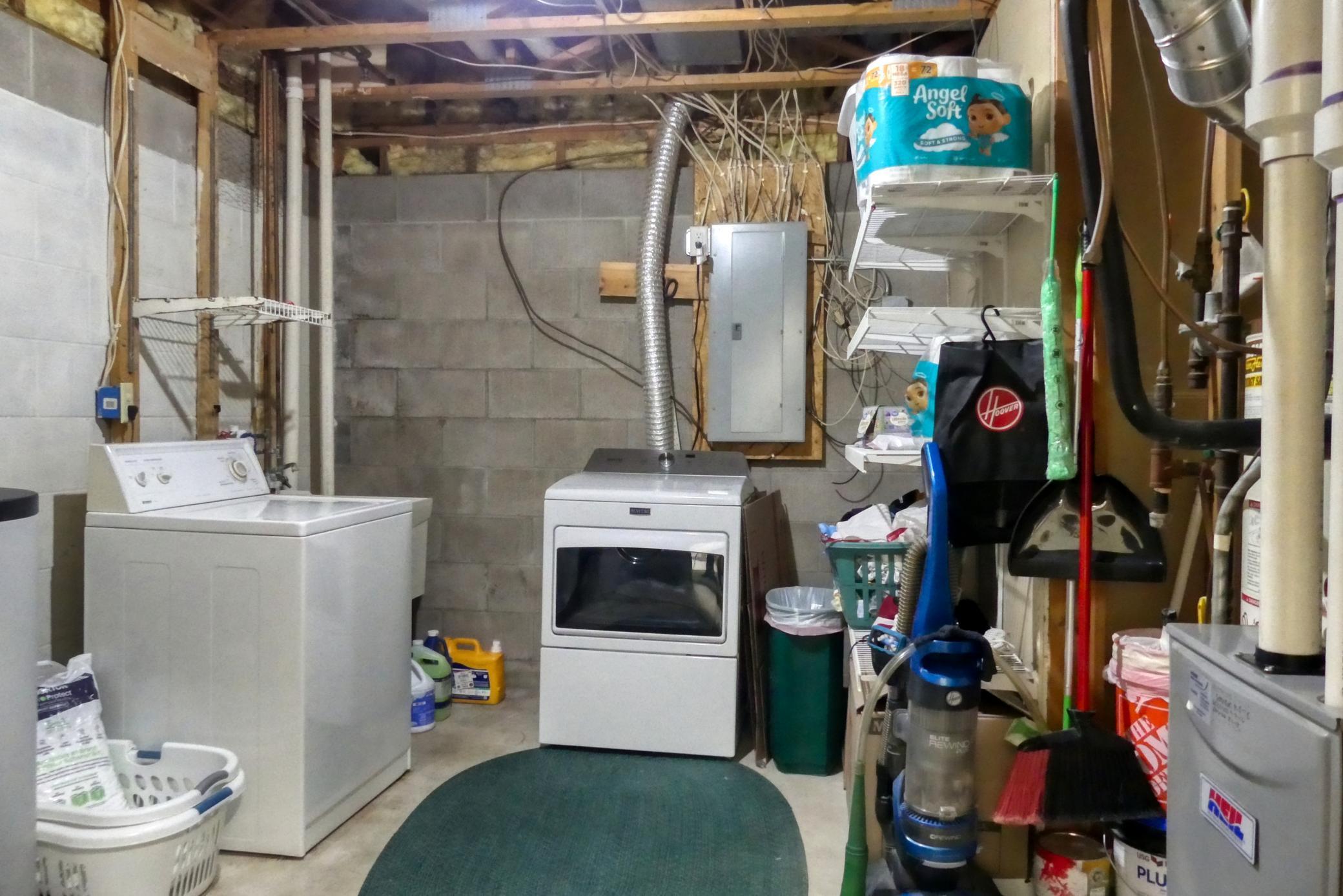 8751 212th Street Court N