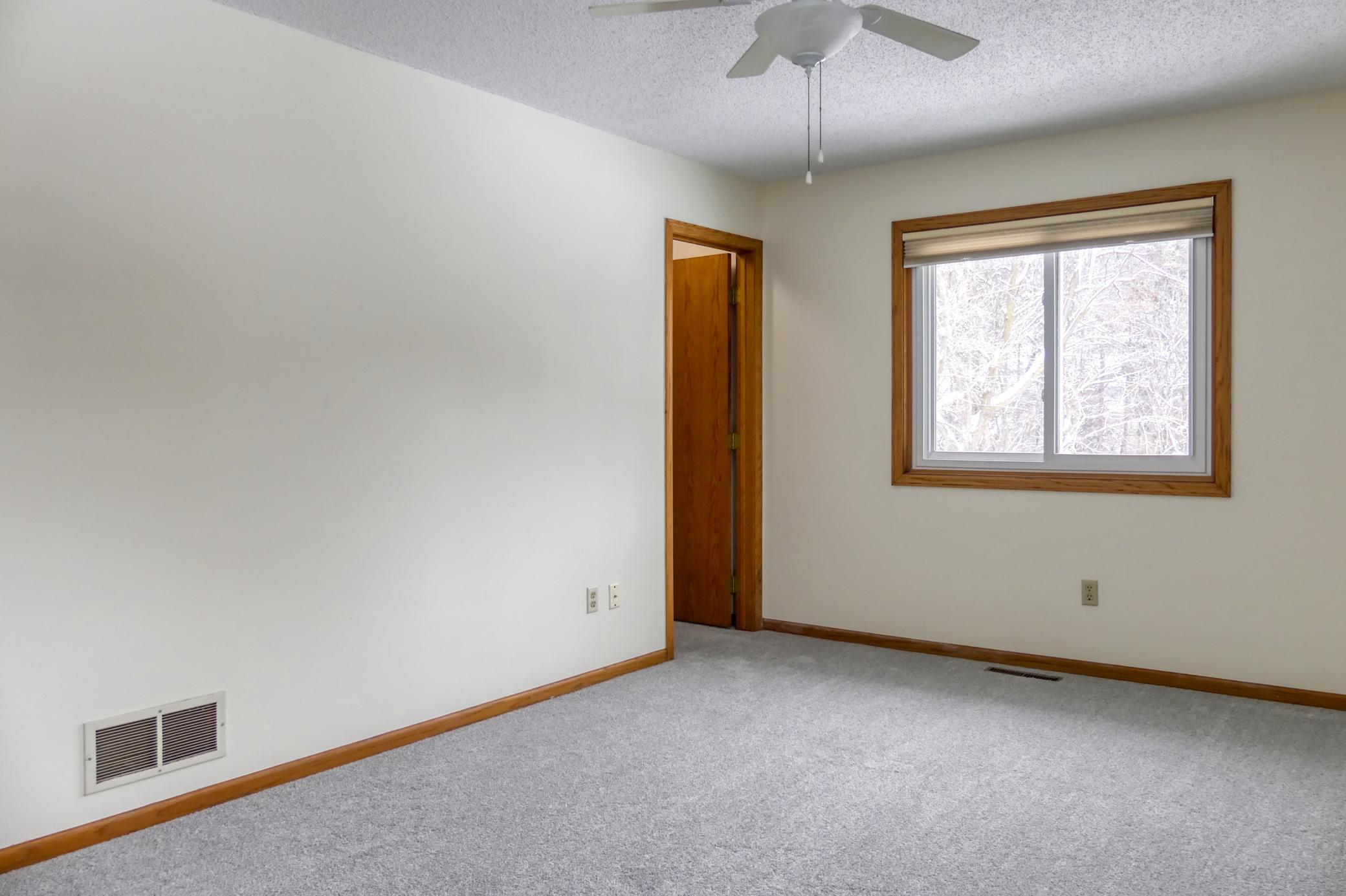 8751 212th Street Court N