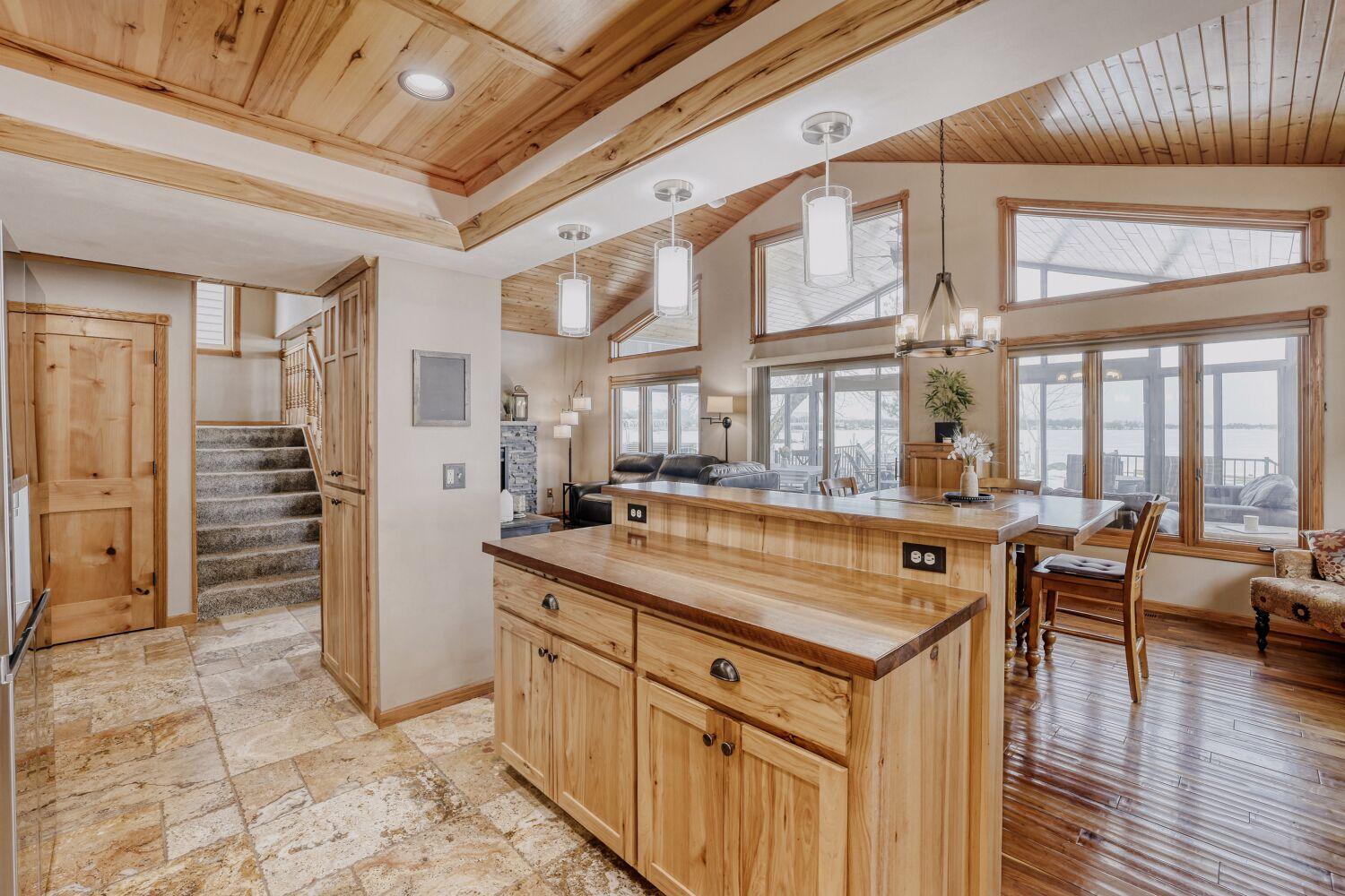 21744 Ideal Avenue N