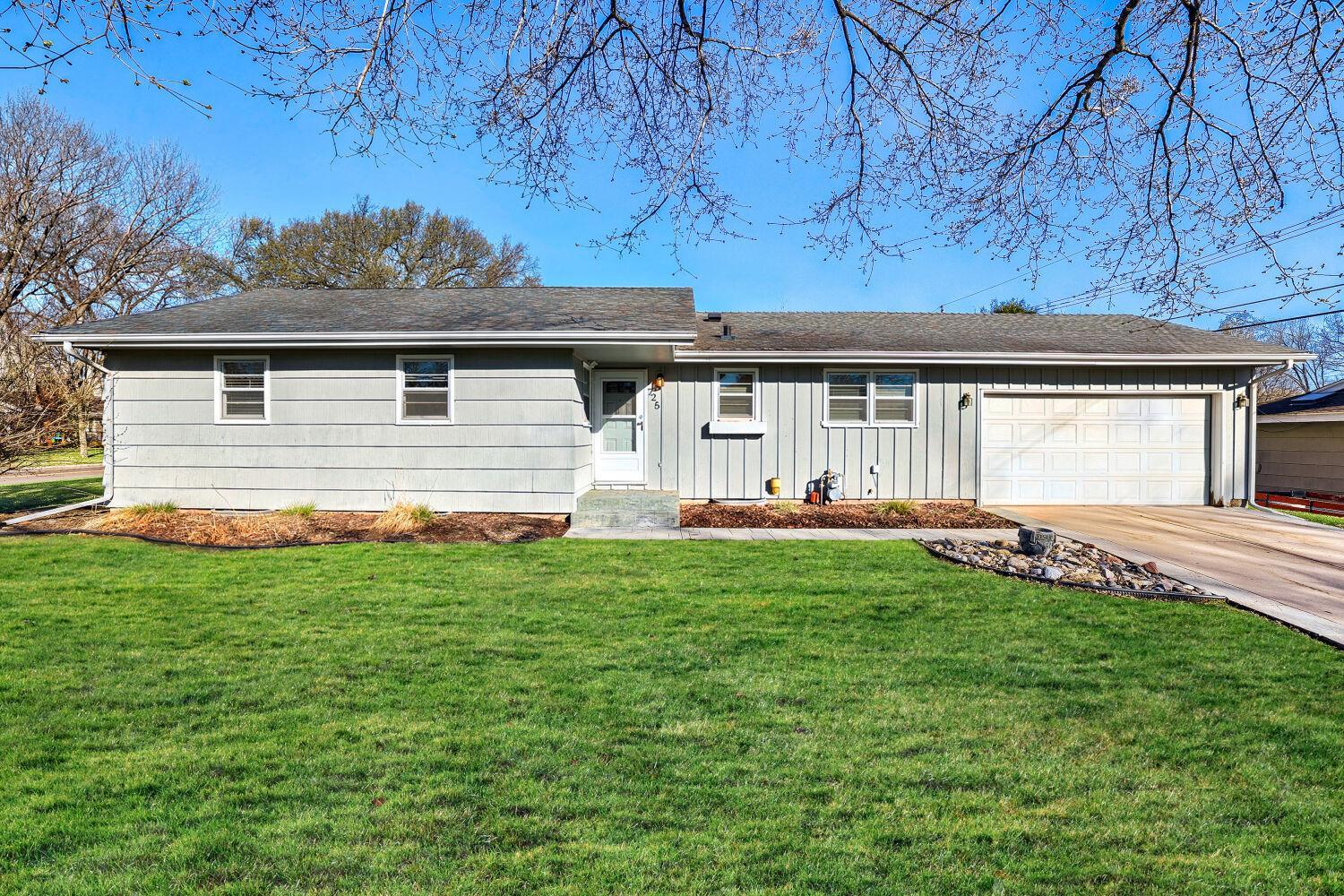 725 Pontiac Place