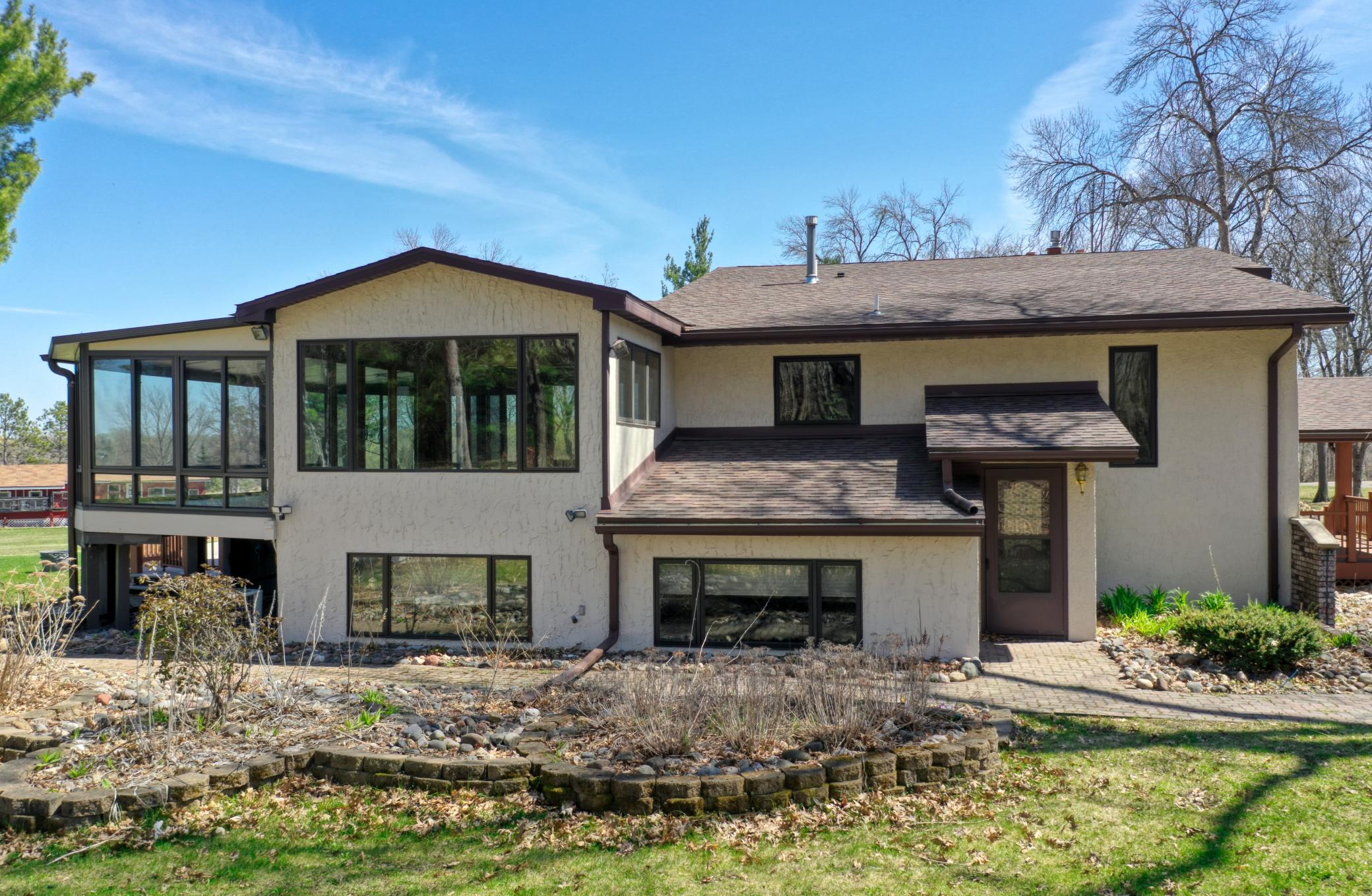 5696 170th Street N
