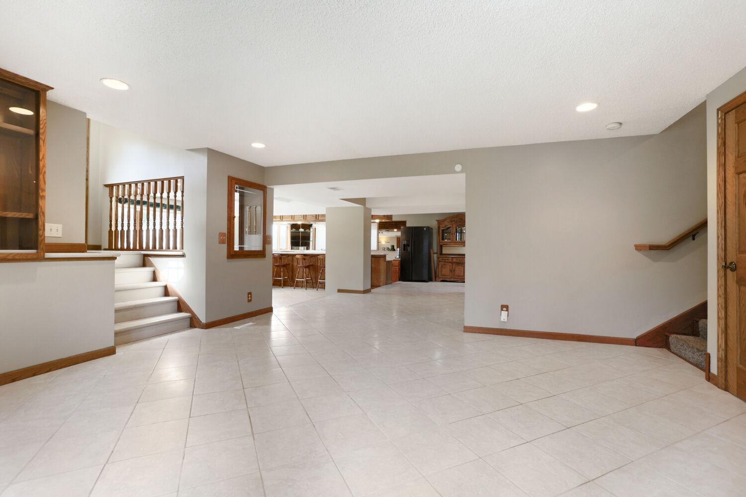 5696 170th Street N
