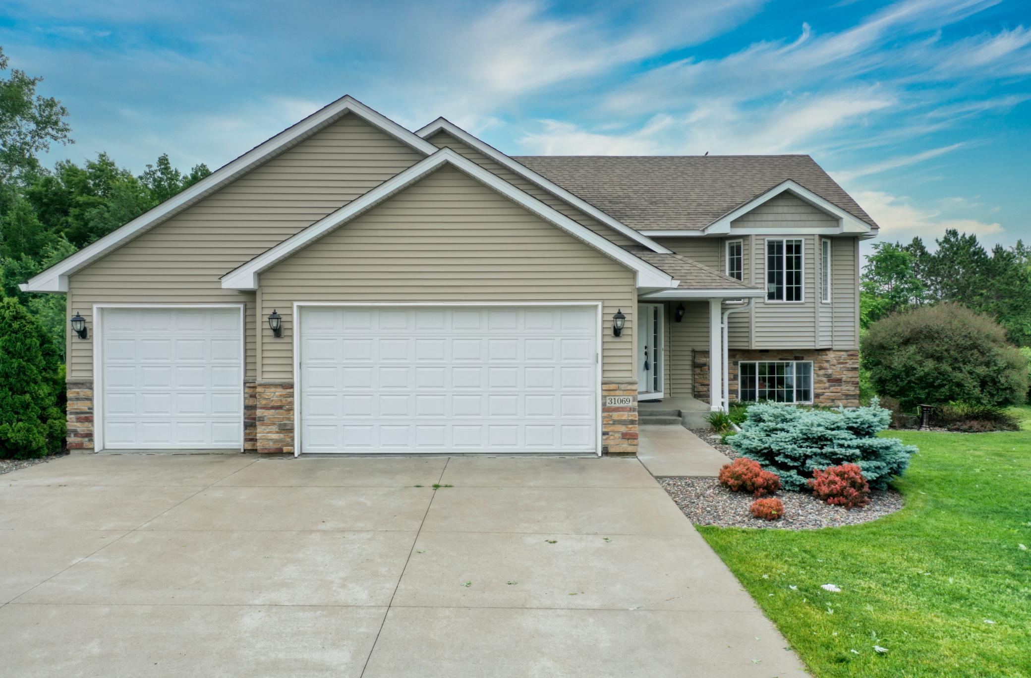 31069 Algonquin Trail
