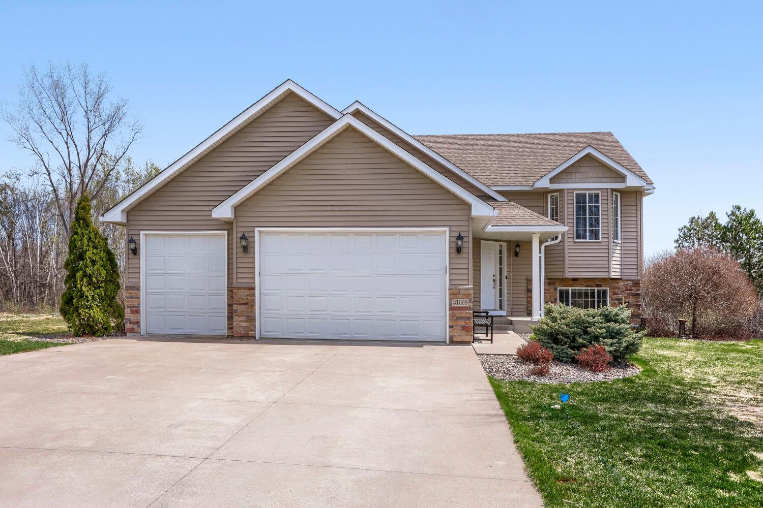 31069 Algonquin Trail