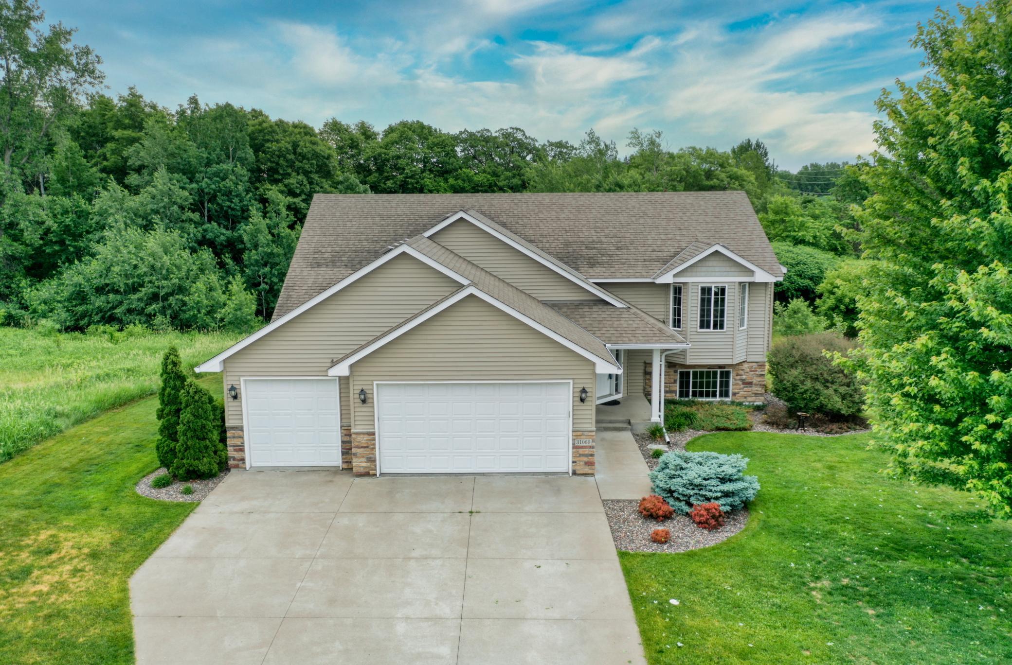 31069 Algonquin Trail