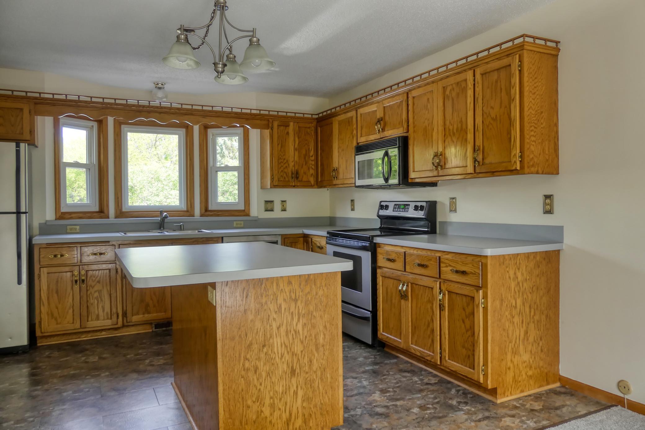 8751 212th Street Court N