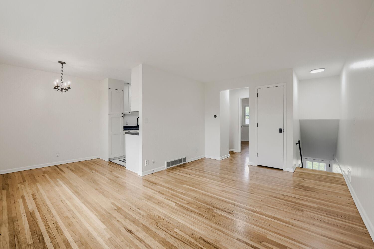 1366 Colonial Drive