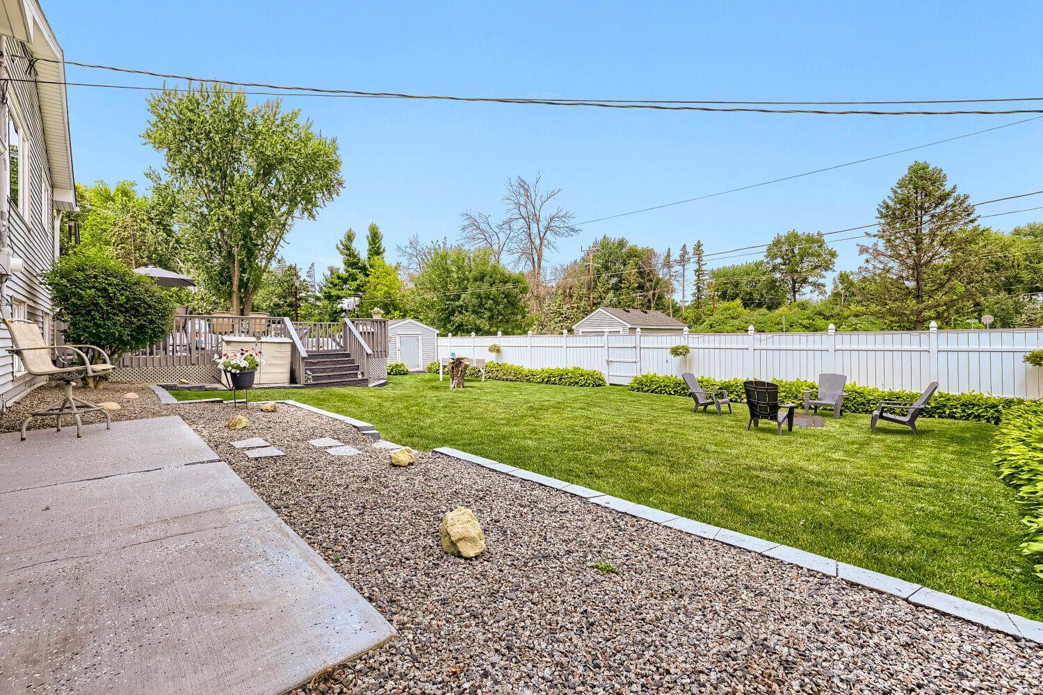 7398 214th Street N