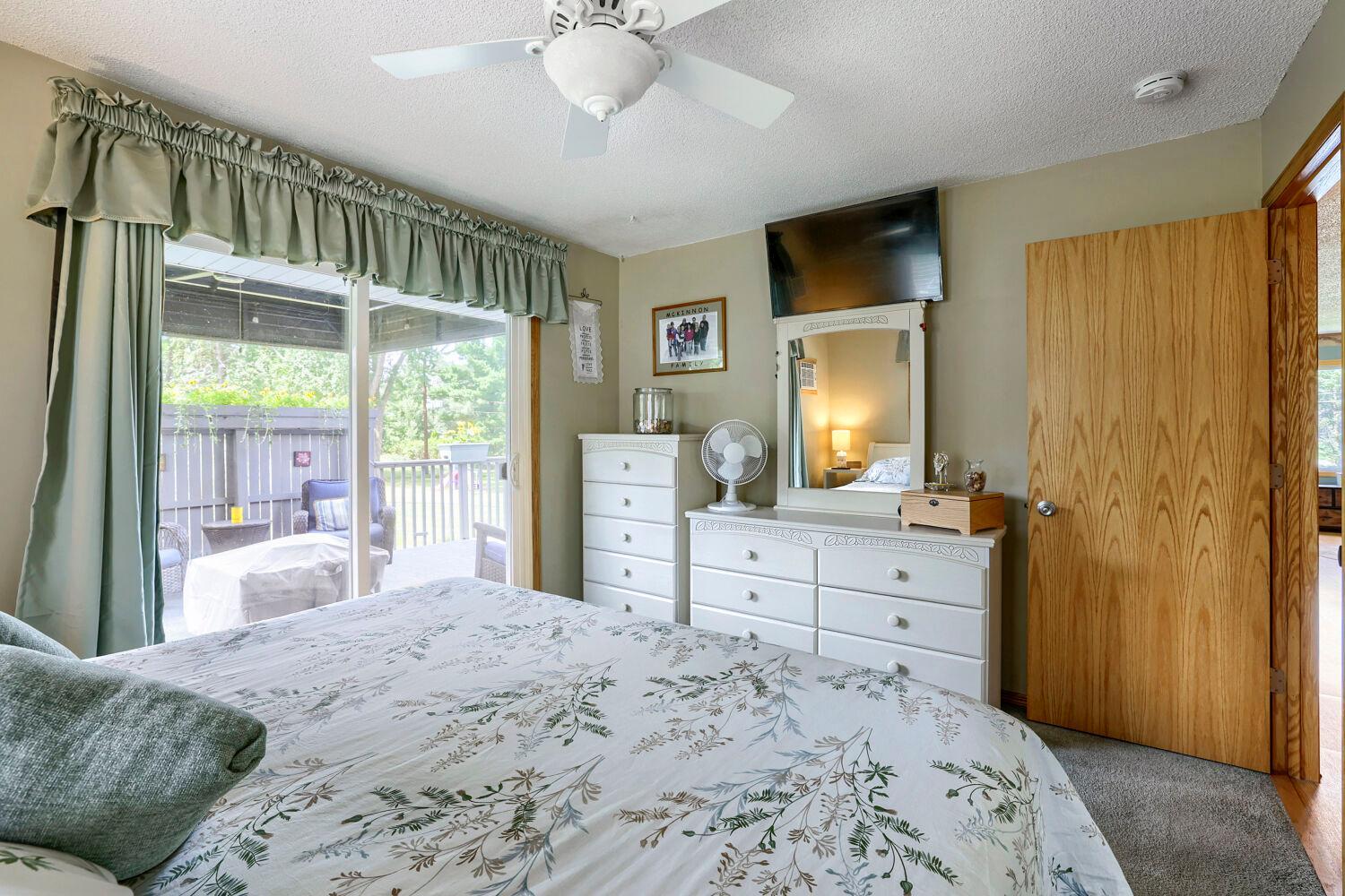 7398 214th Street N