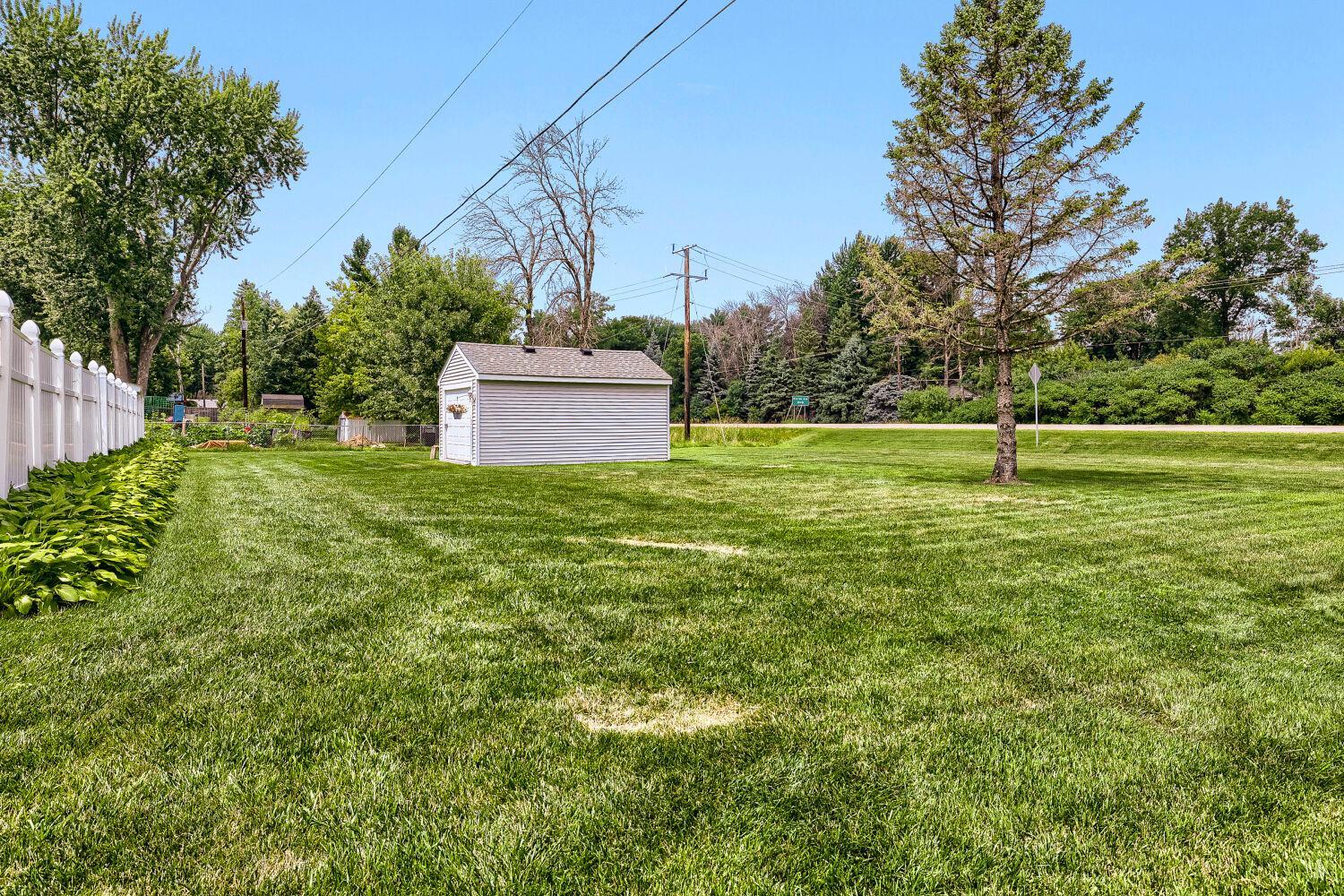 7398 214th Street N