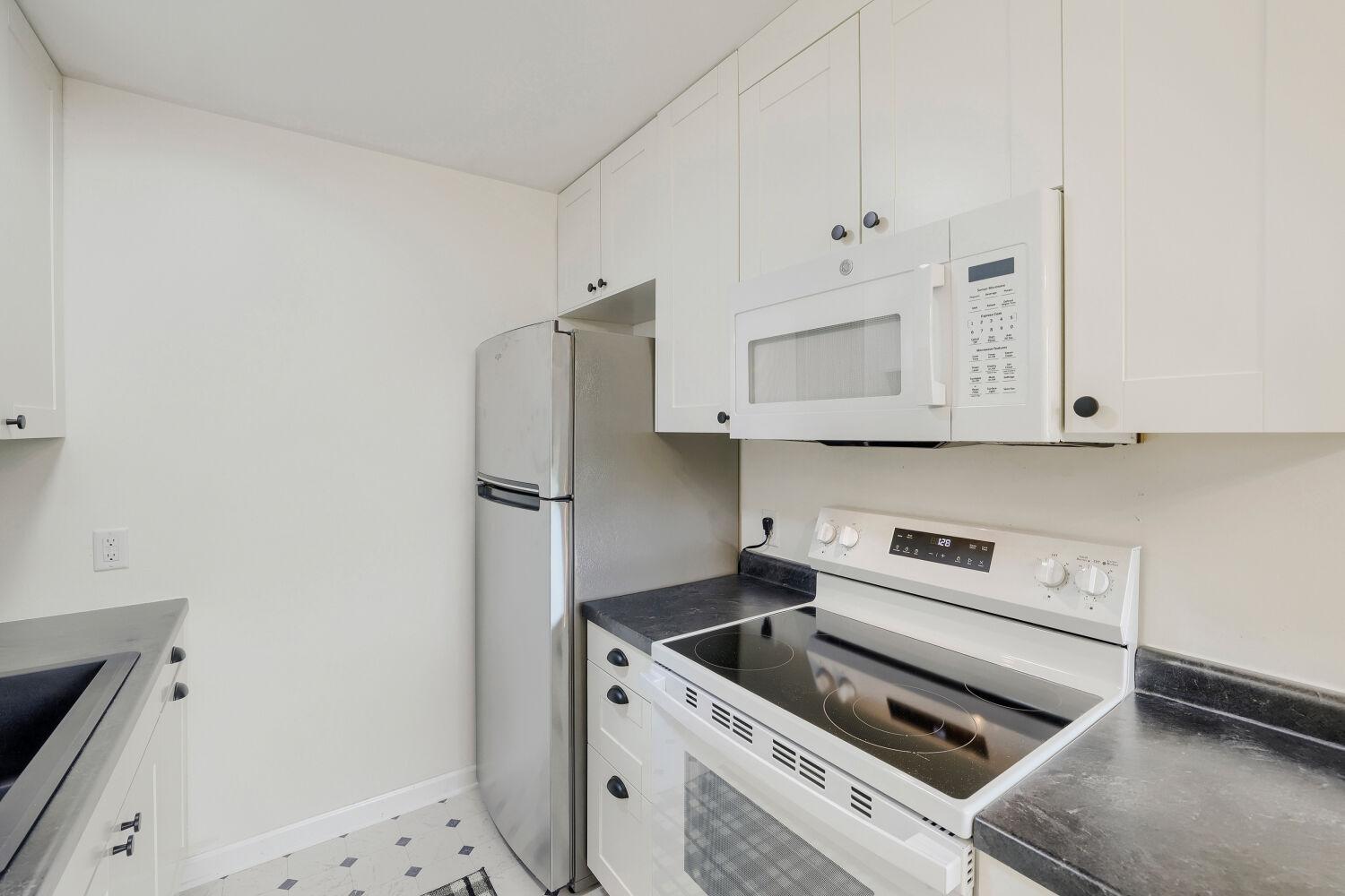 1366 Colonial Drive Unit: 1366