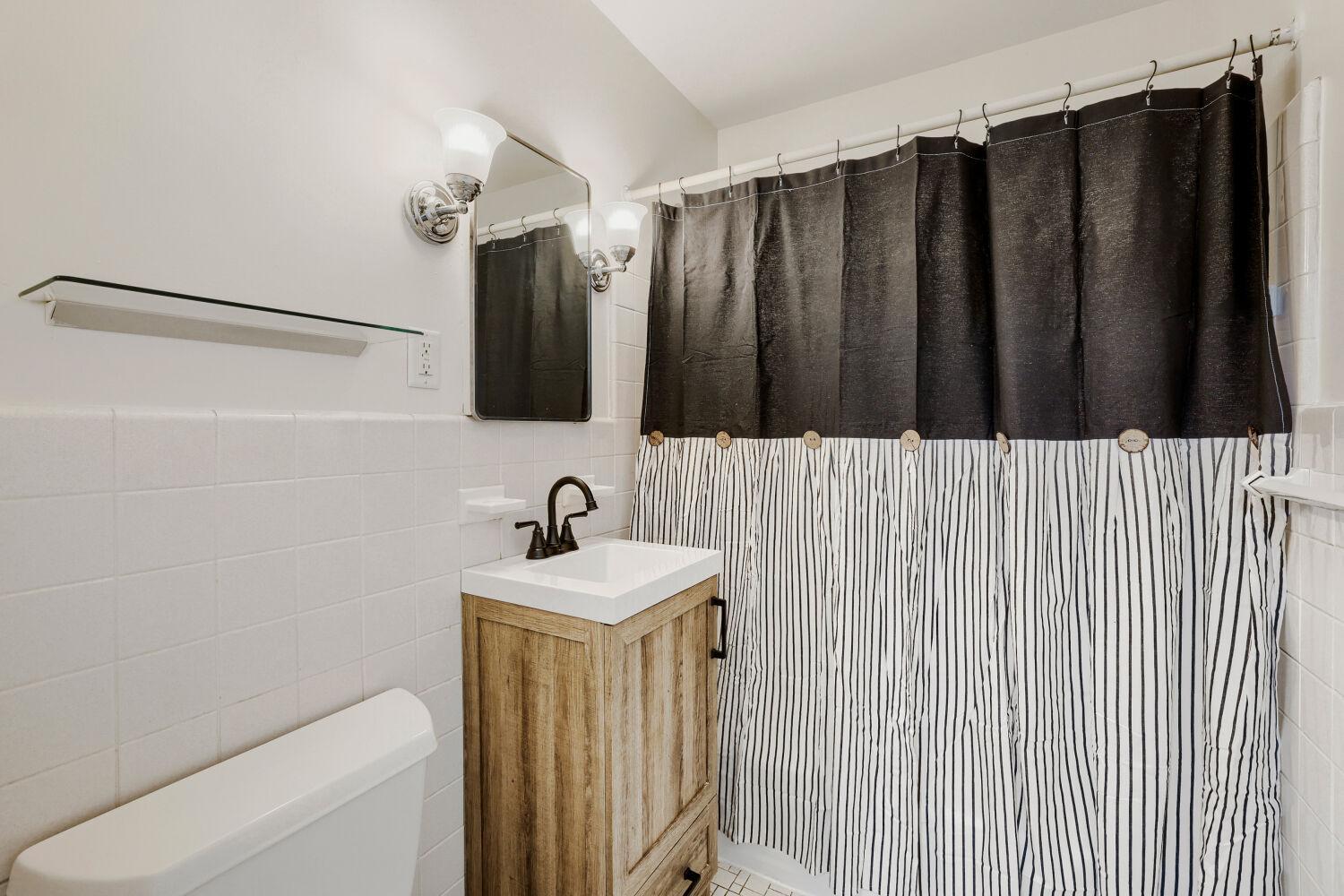 1366 Colonial Drive Unit: 1366