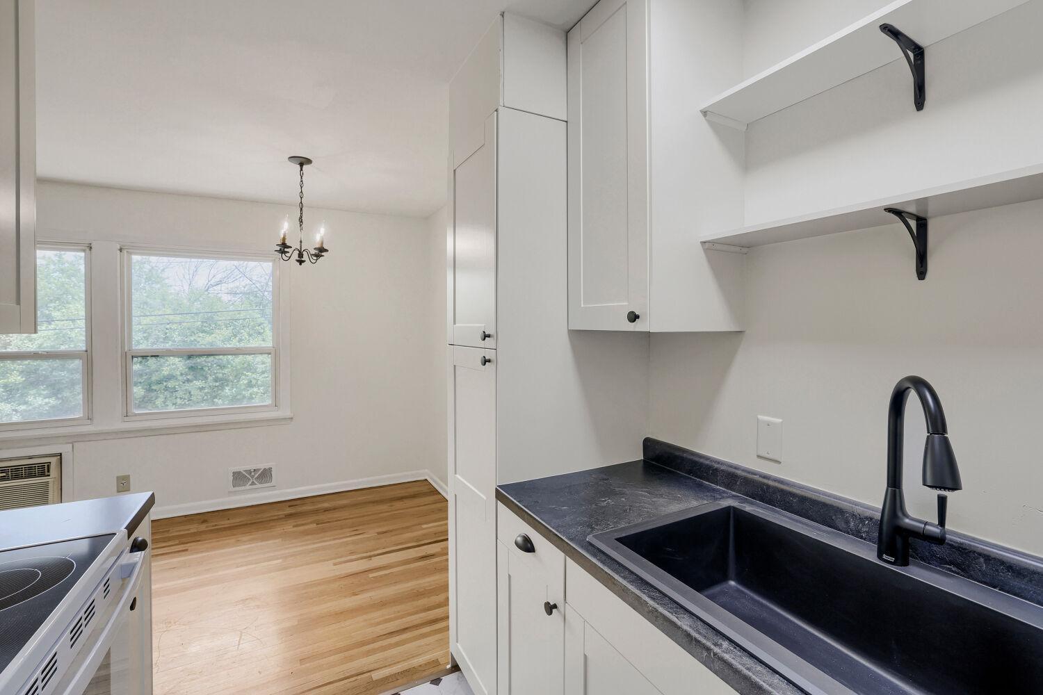 1366 Colonial Drive Unit: 1366