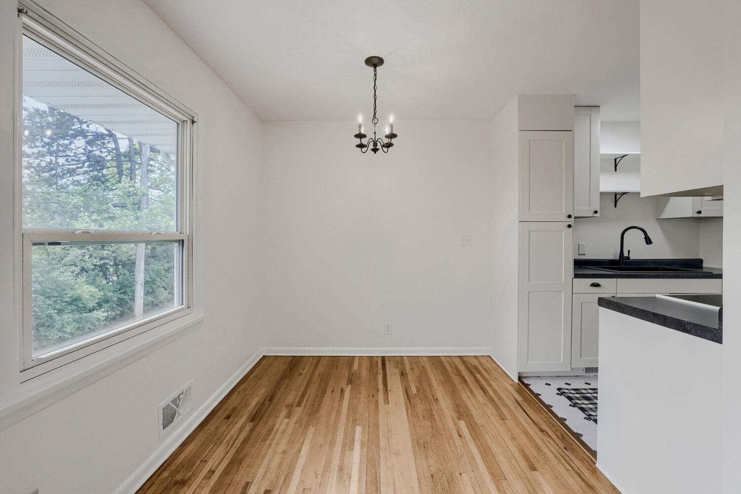 1366 Colonial Drive Unit: 1366