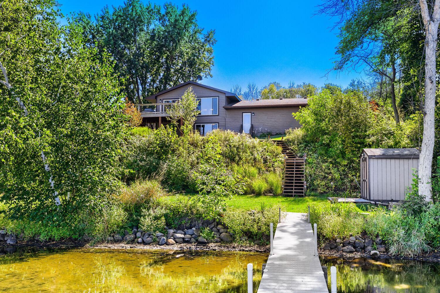 25253 W Comfort Drive