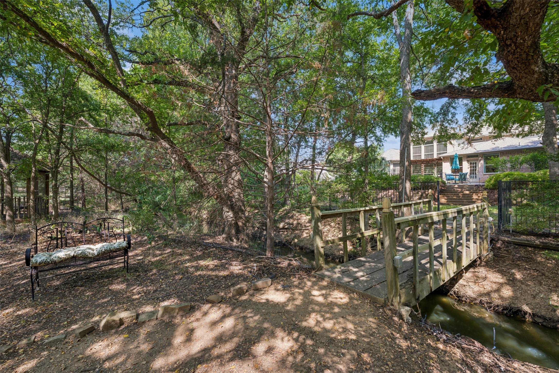 305 Canyon Lake Drive