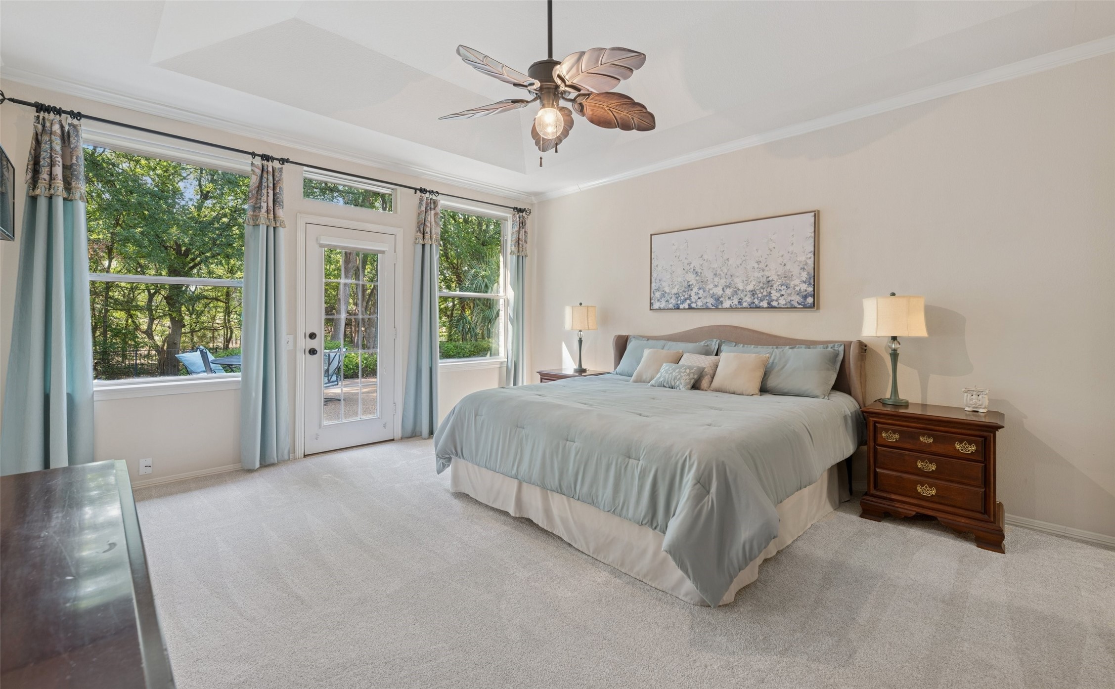 305 Canyon Lake Drive
