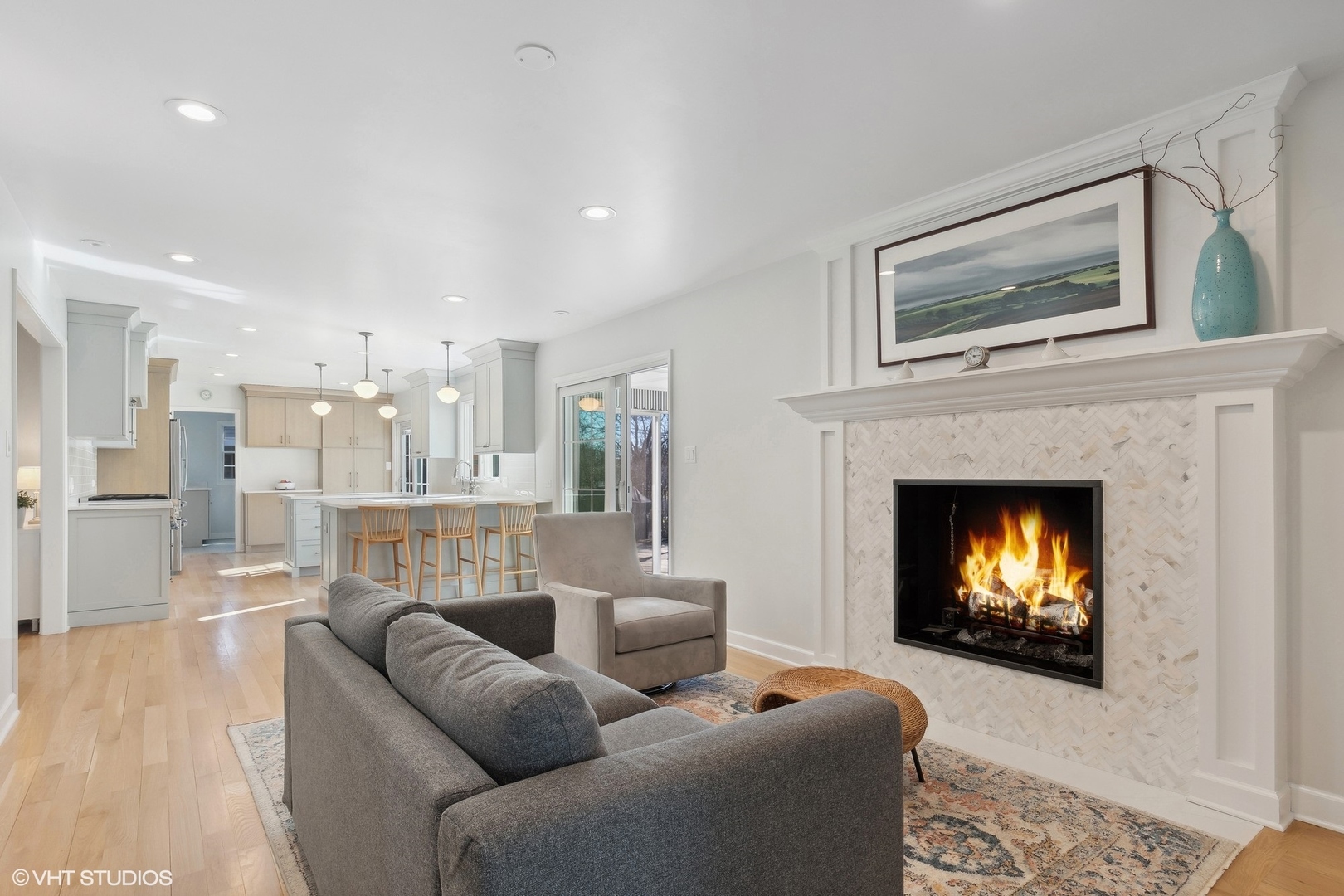 729 Ambleside Drive