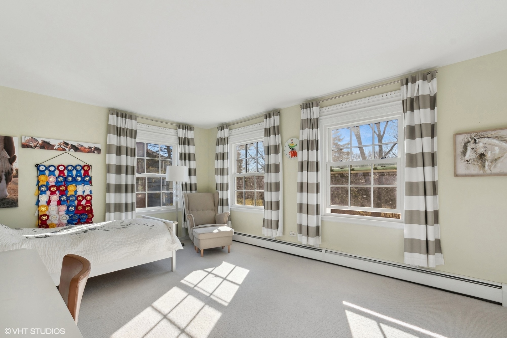 729 Ambleside Drive