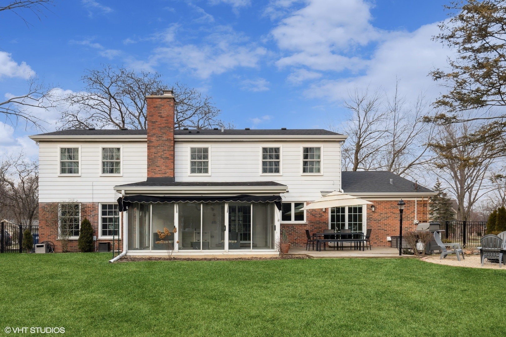 729 Ambleside Drive