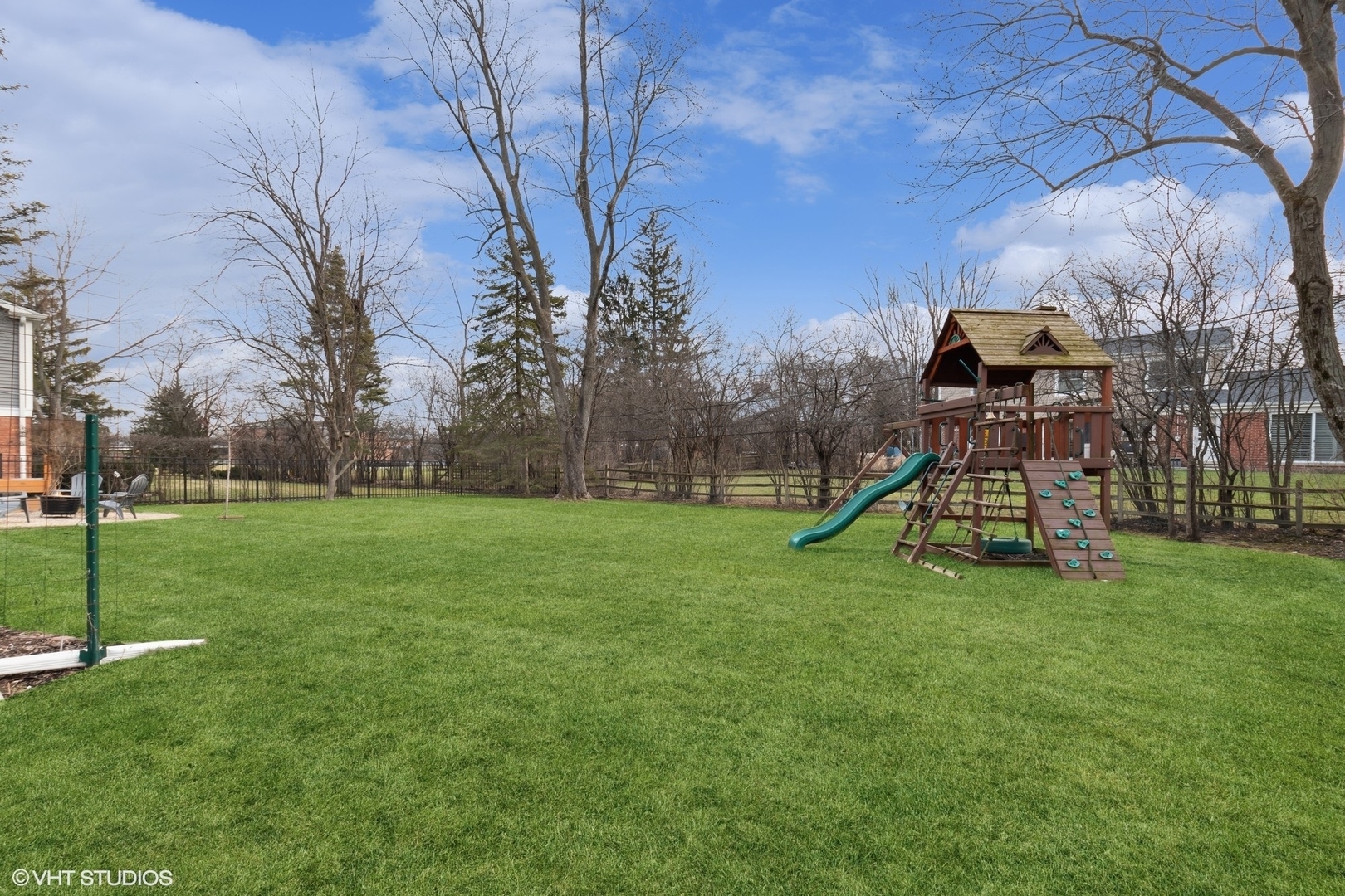 729 Ambleside Drive