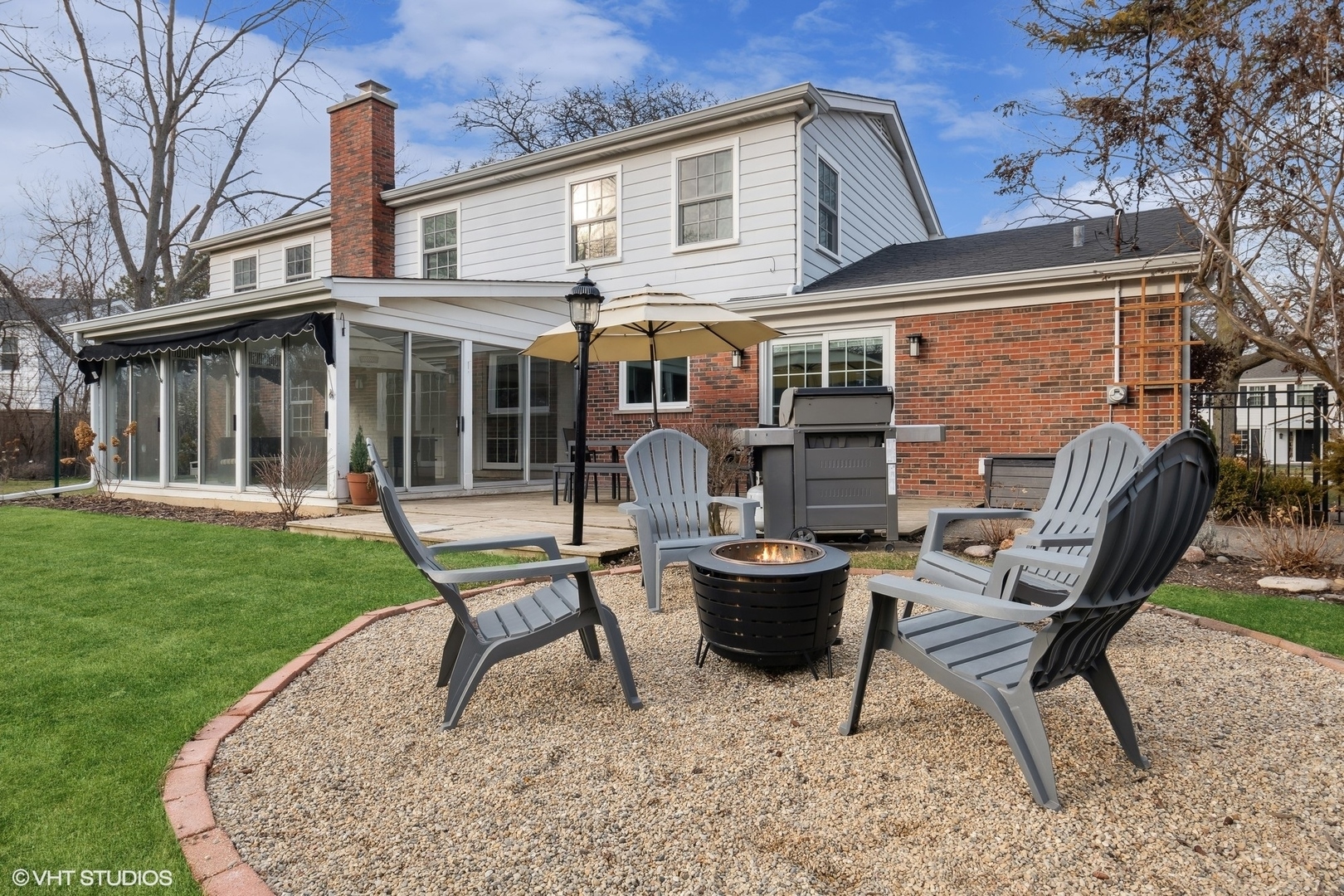 729 Ambleside Drive