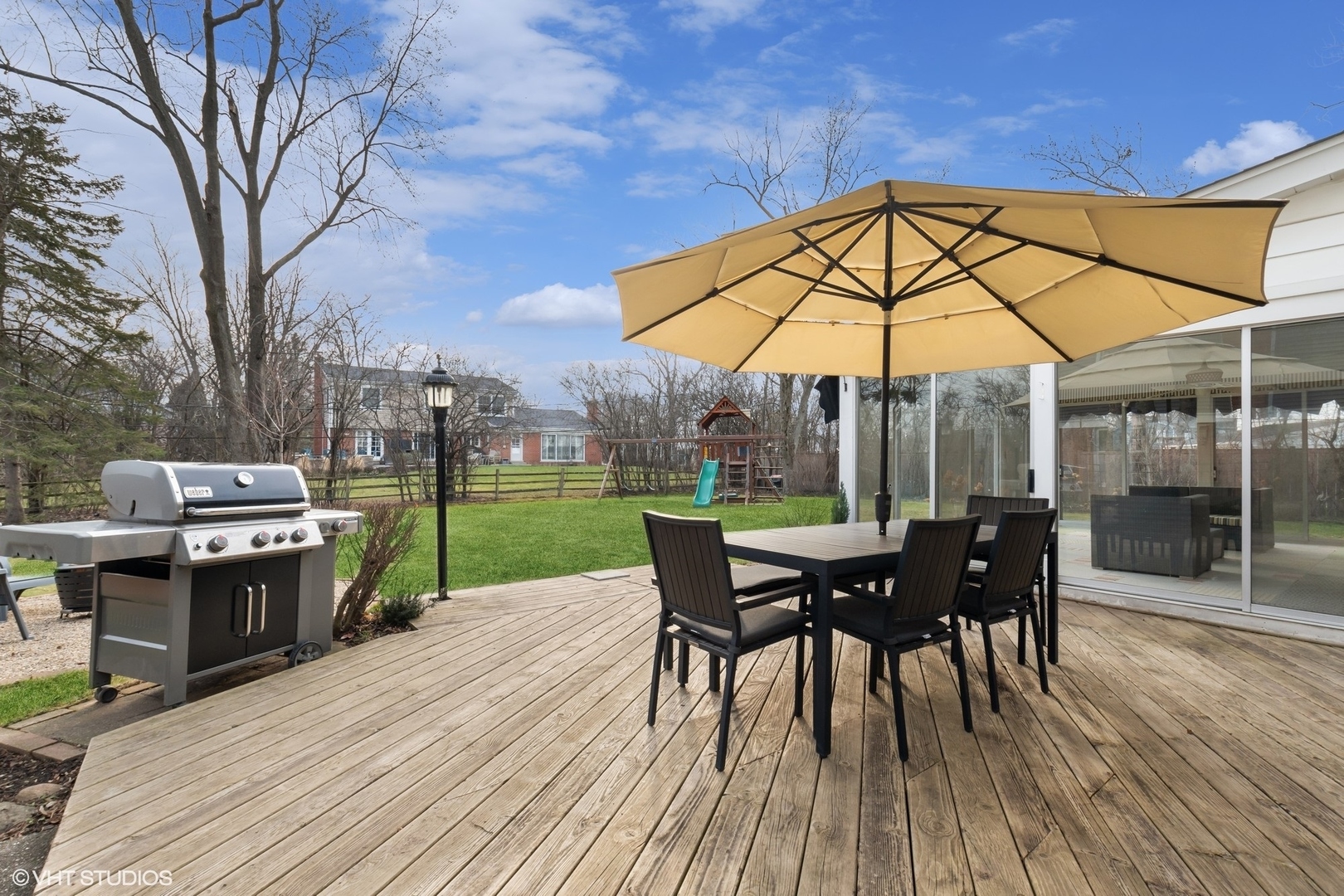 729 Ambleside Drive