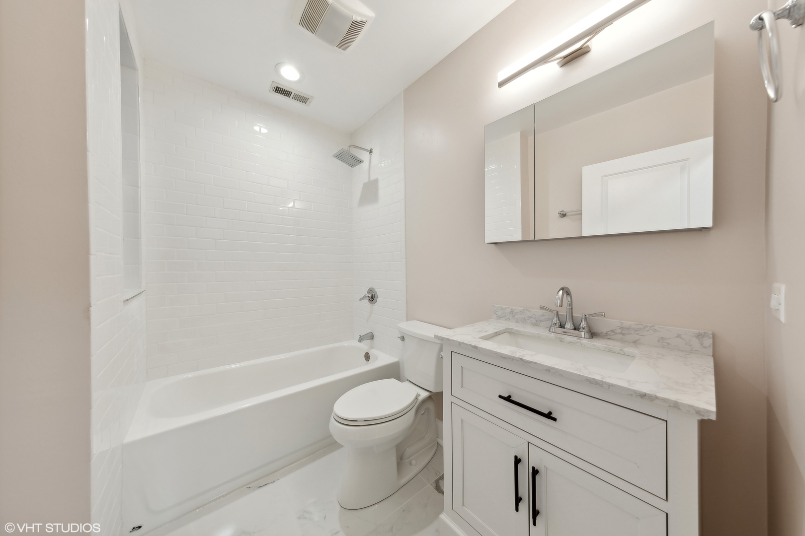 1523 N Wicker Park Avenue Unit: 2