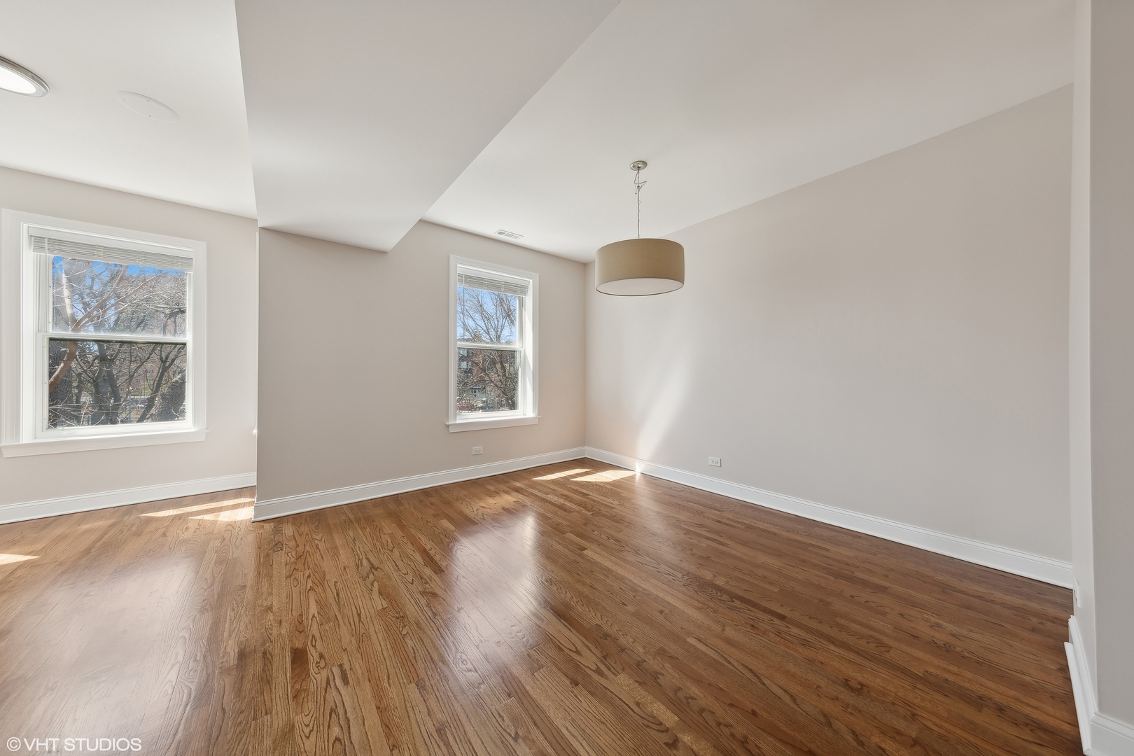 1523 N Wicker Park Avenue Unit: 2
