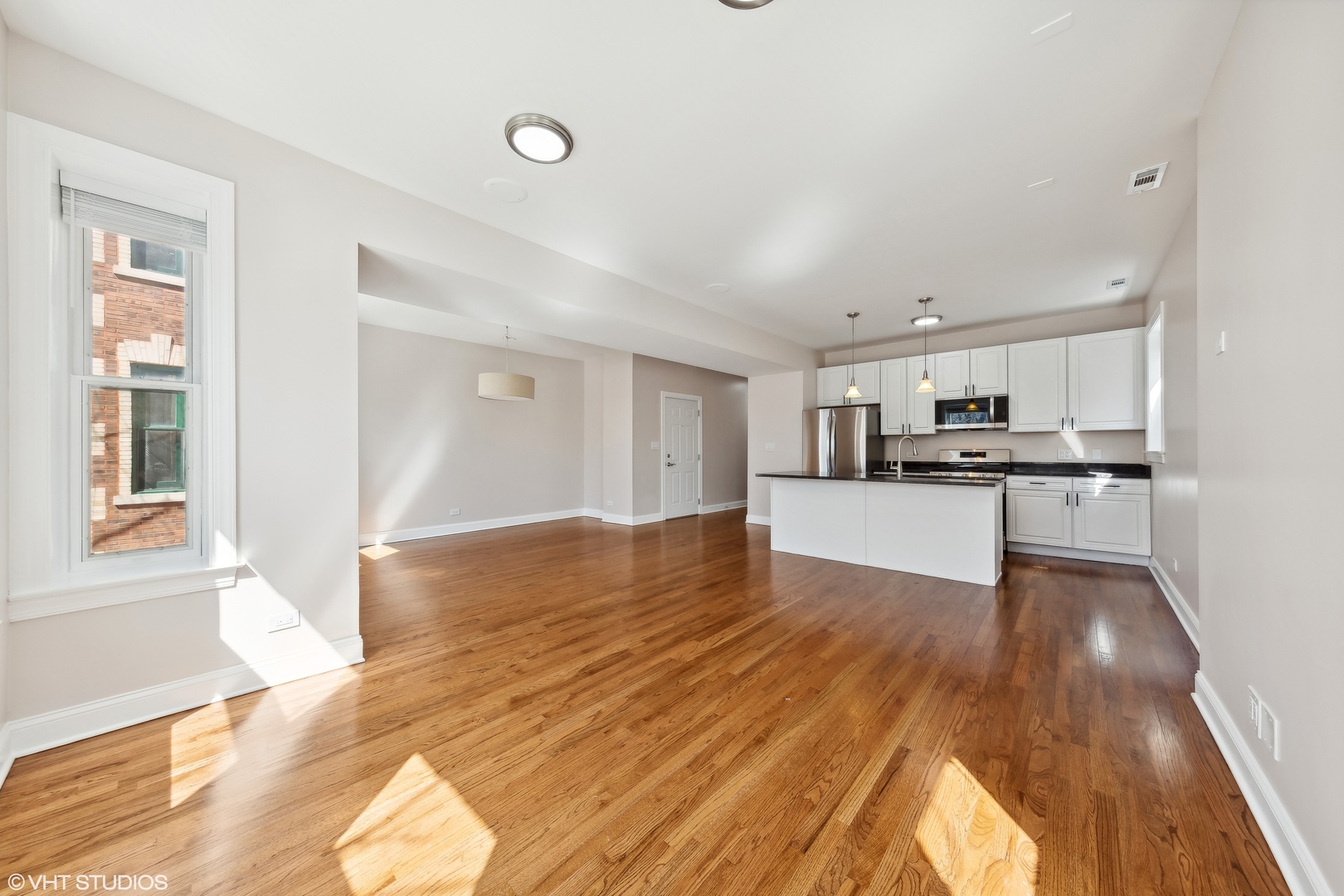 1523 N Wicker Park Avenue Unit: 2