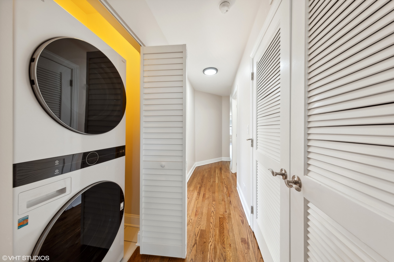 1523 N Wicker Park Avenue Unit: 2