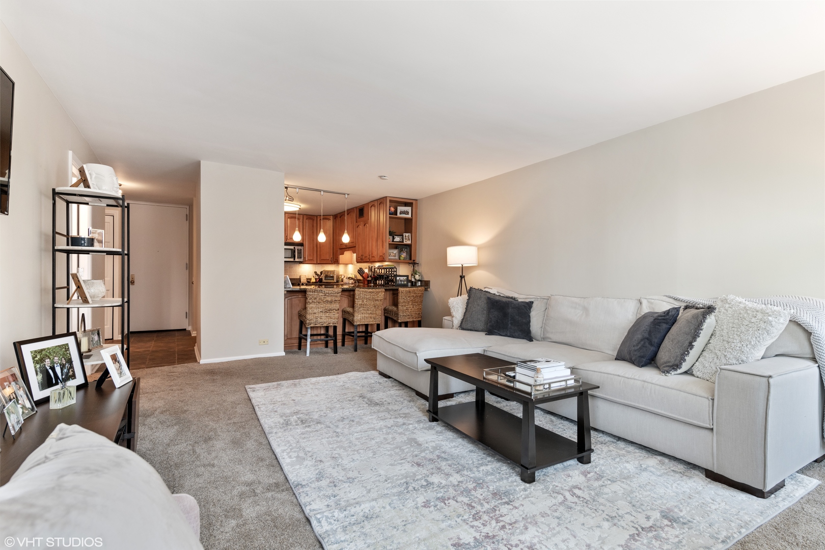 1030 N STATE Street Unit: 9K