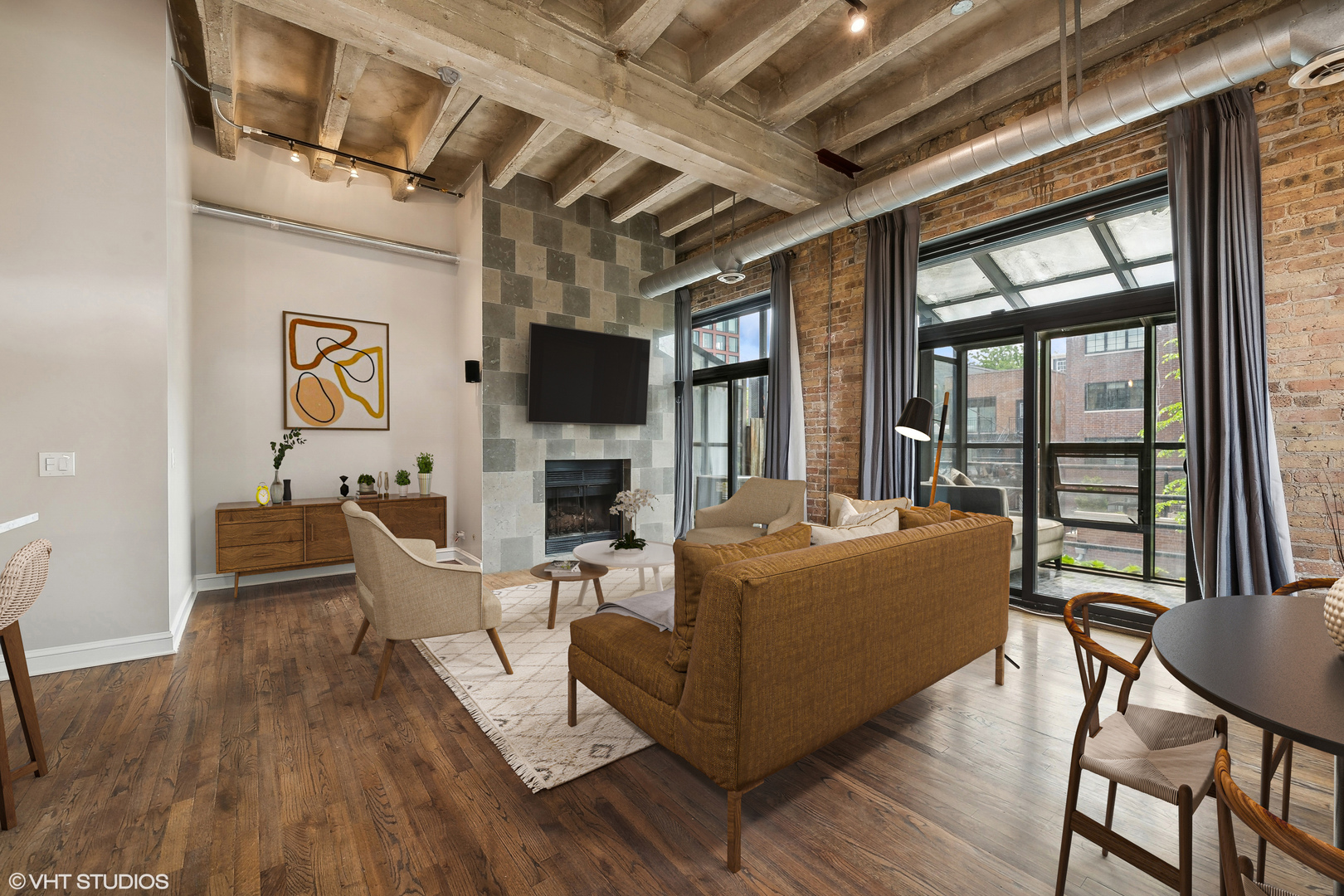 2525 N SHEFFIELD Avenue Unit: 2A