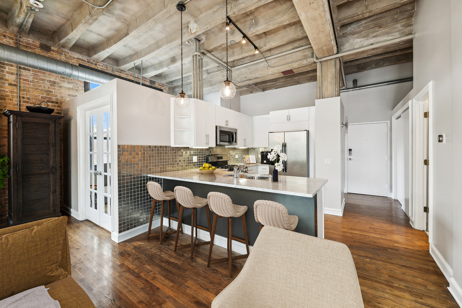 2525 N SHEFFIELD Avenue Unit: 2A