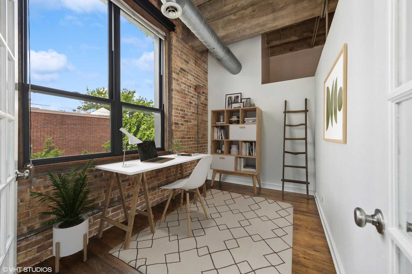 2525 N SHEFFIELD Avenue Unit: 2A