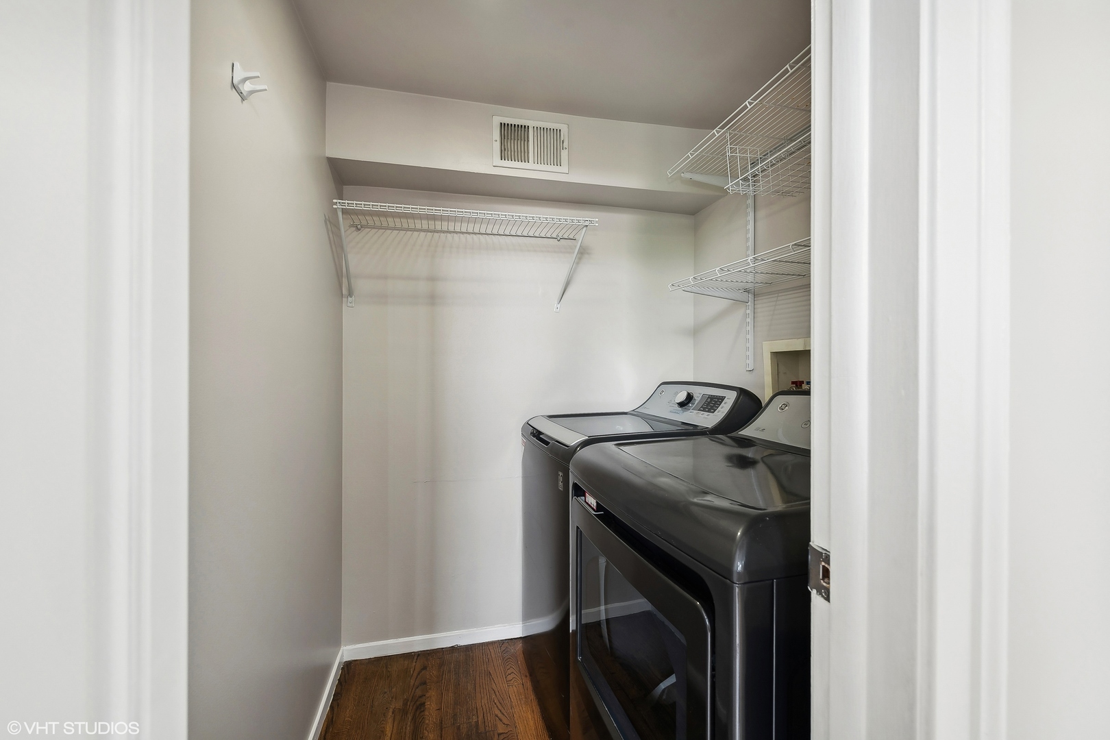 2525 N SHEFFIELD Avenue Unit: 2A