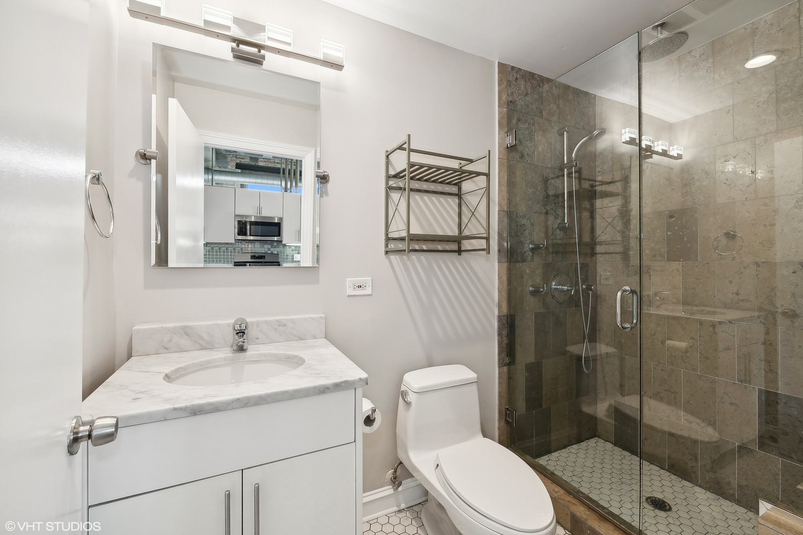 2525 N SHEFFIELD Avenue Unit: 2A