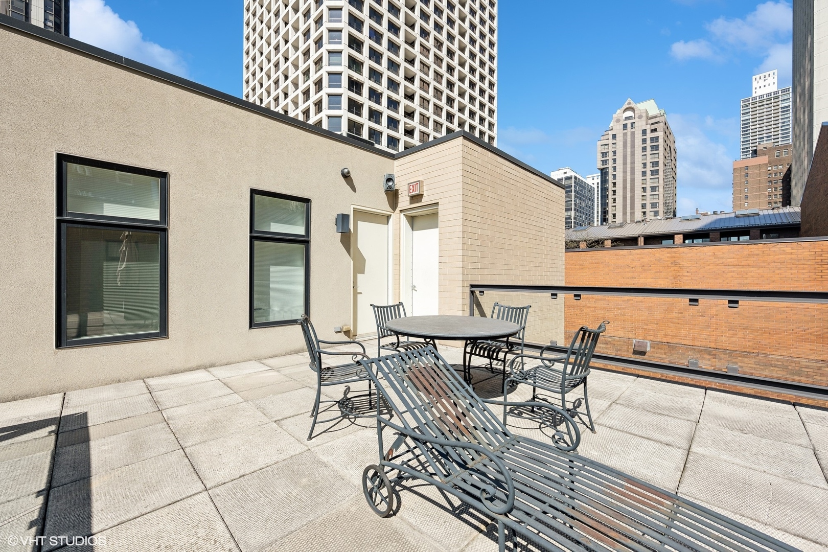 1013 N Dearborn Street