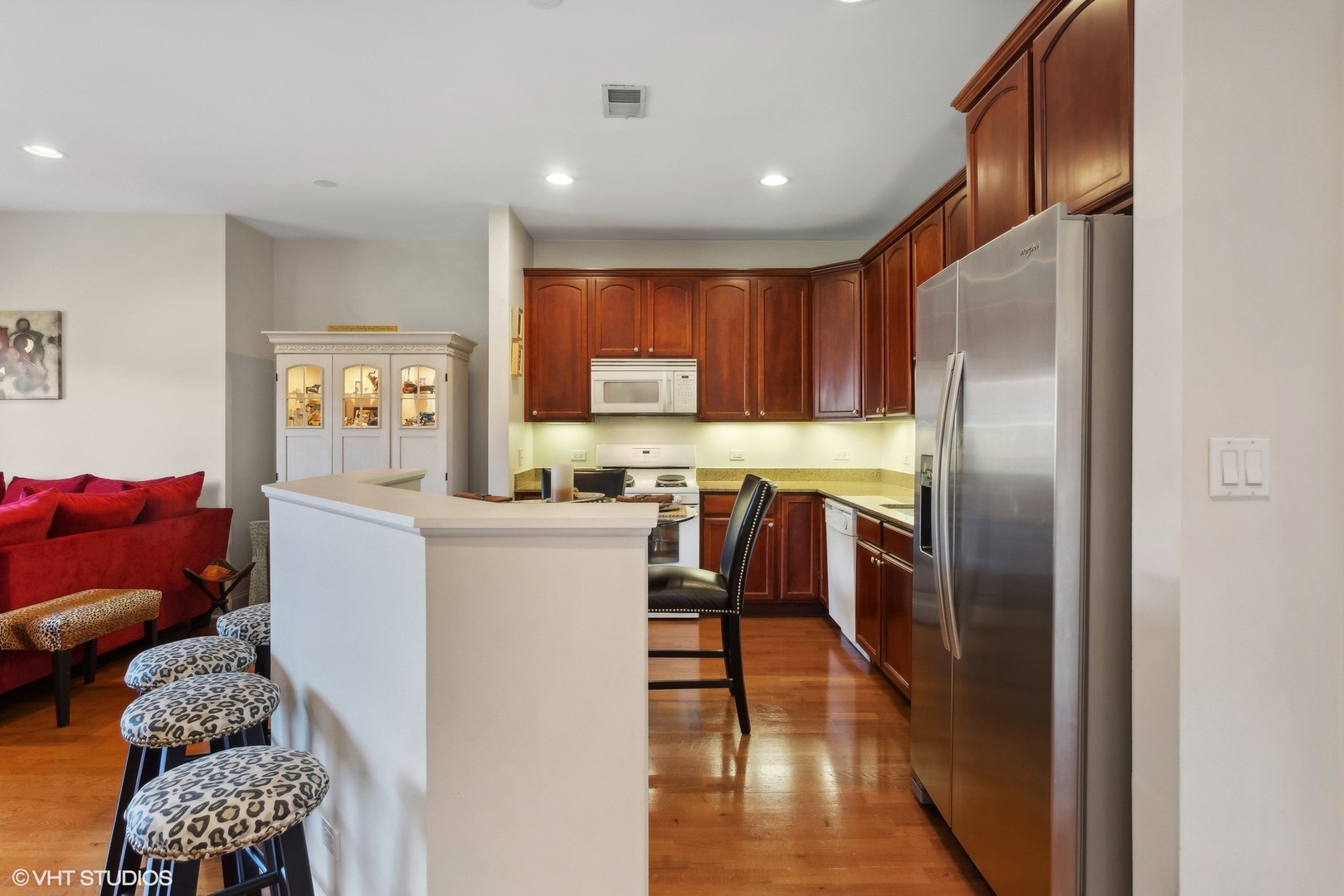 4953 Oakton Street Unit: 404