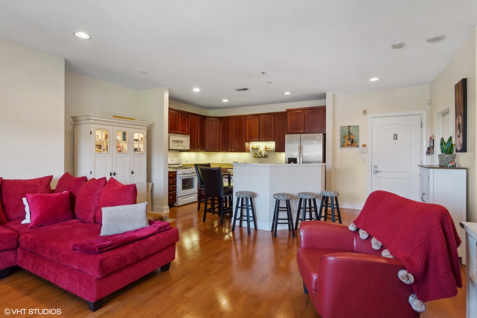 4953 Oakton Street Unit: 404