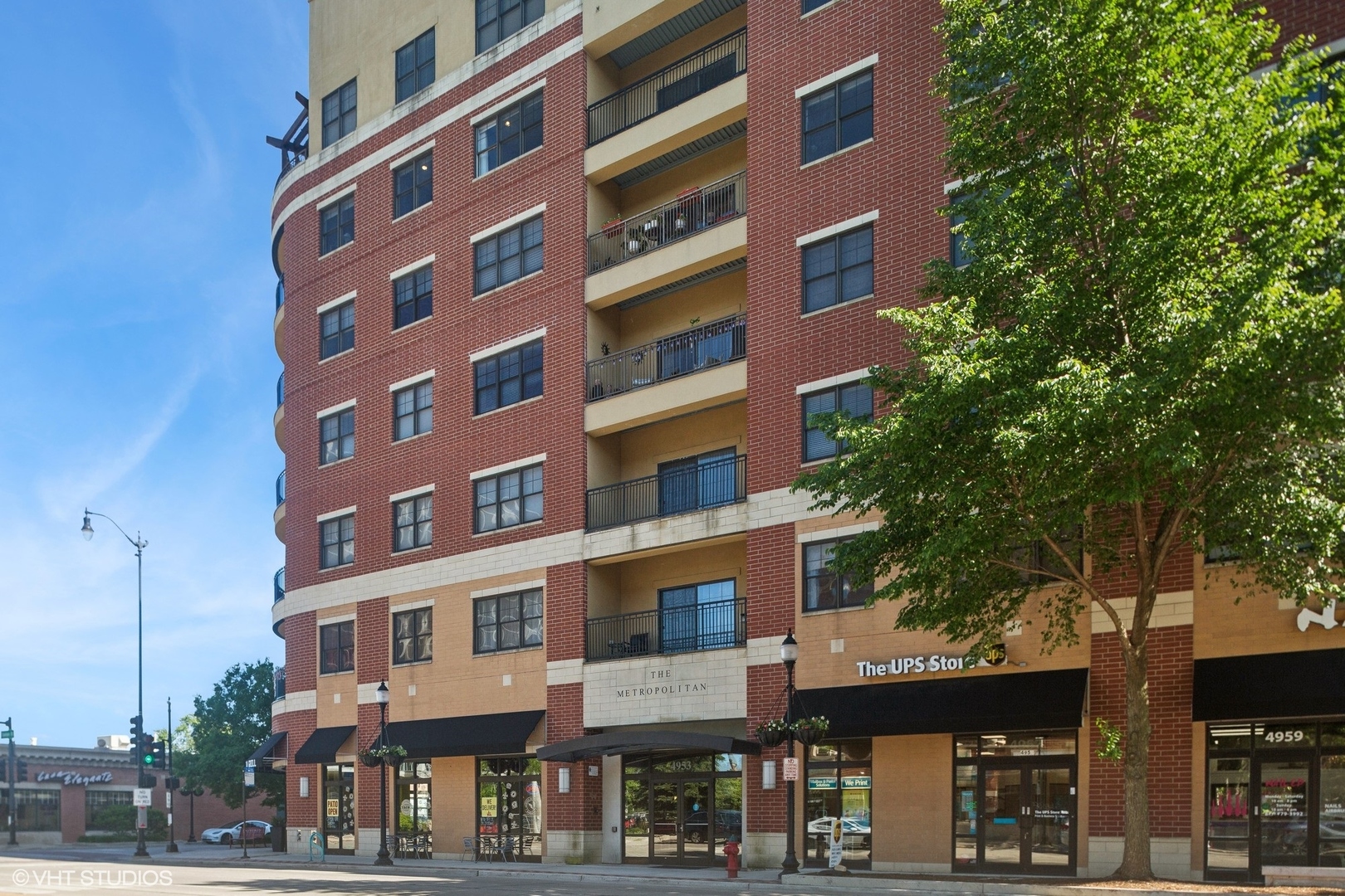 4953 Oakton Street Unit: 404