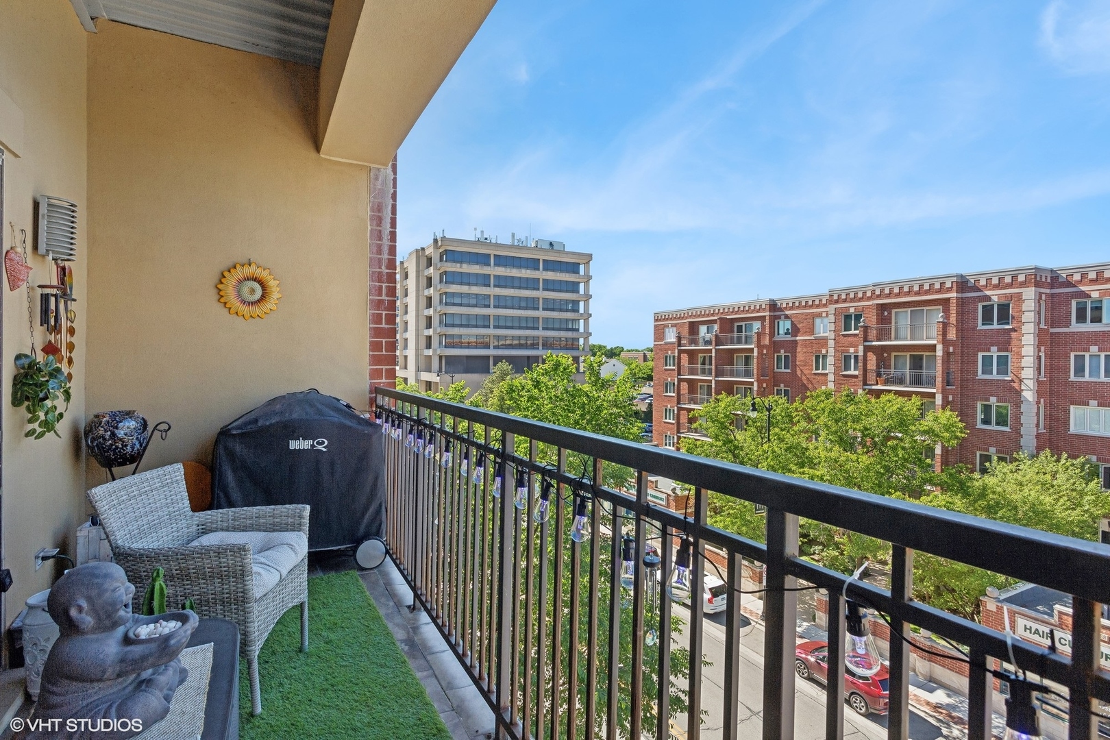 4953 Oakton Street Unit: 404